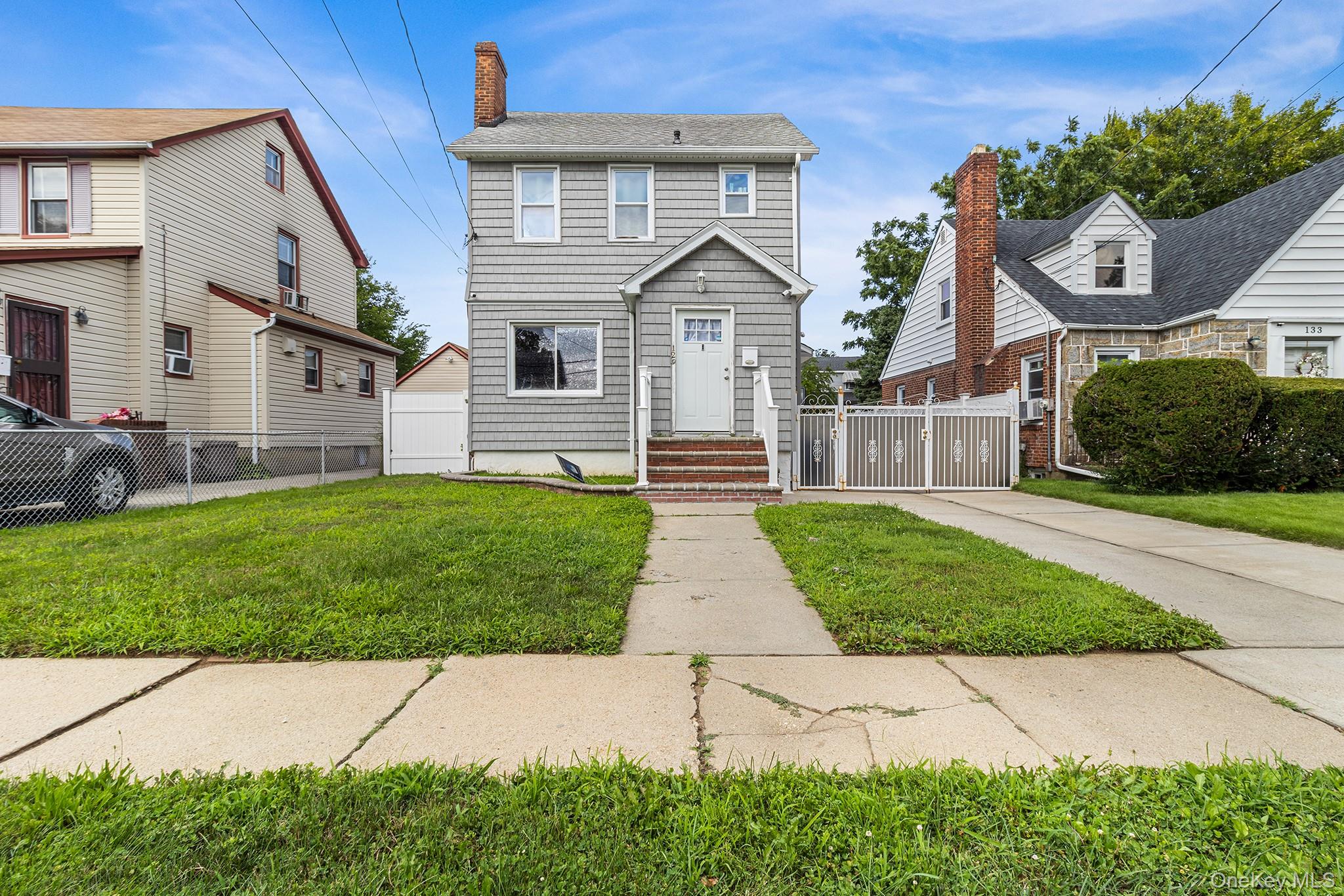 129 Lawson Street – For Sale photo 2
