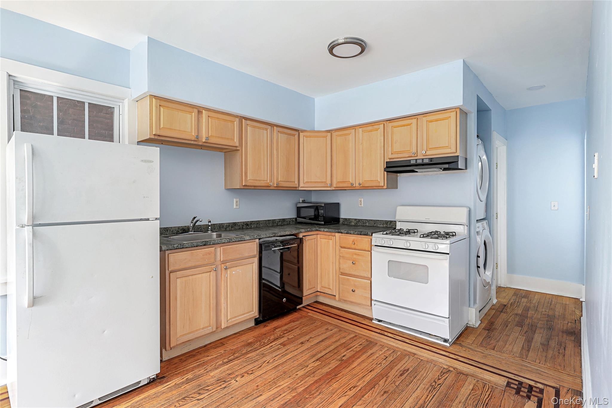 492 Liberty Street – For Rent photo 26