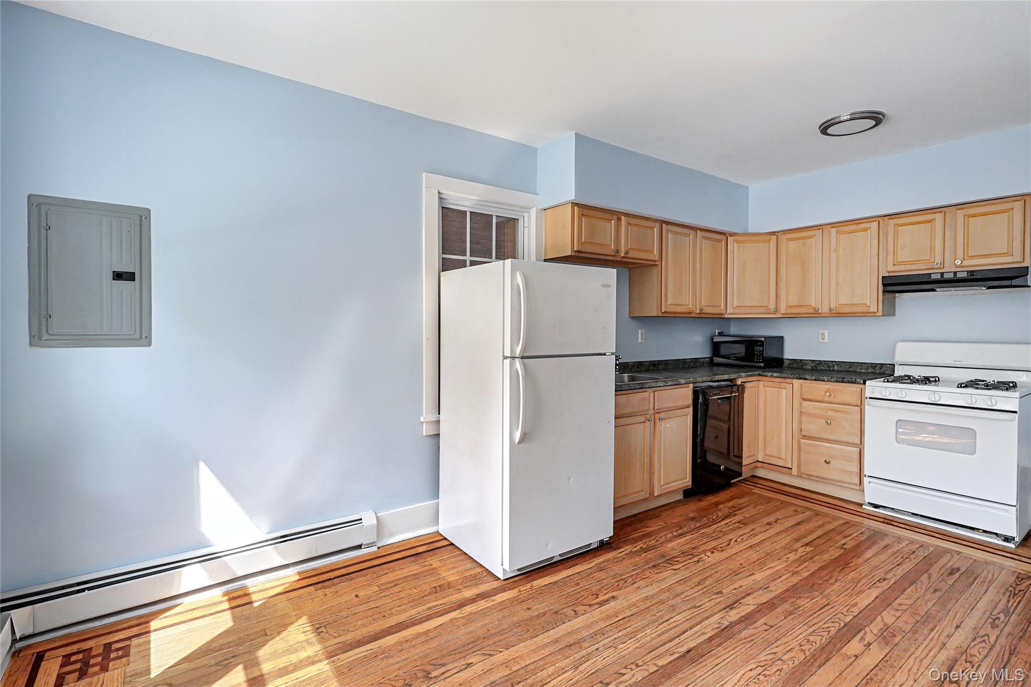 492 Liberty Street – For Rent photo 28