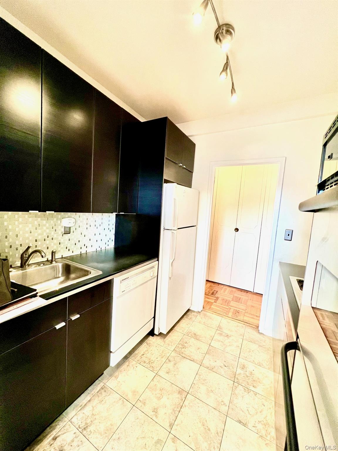 10 Lake Street, Unit 2K photo 12
