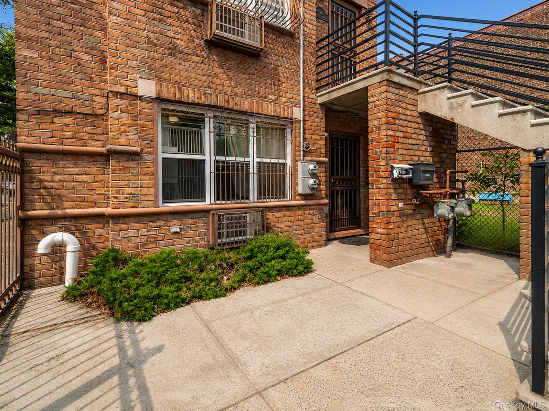 143 Newport Street – For Sale photo 3