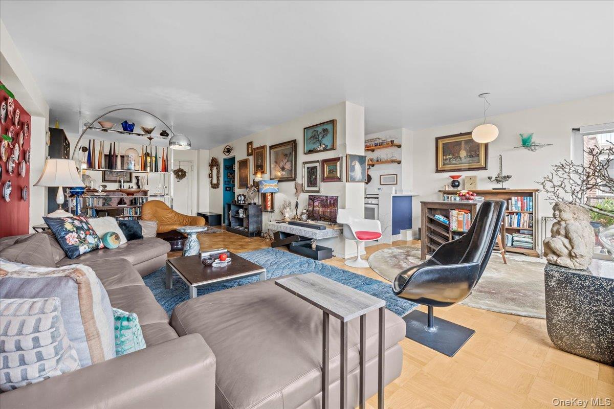 750 Kappock Street, Unit 1409 photo 4