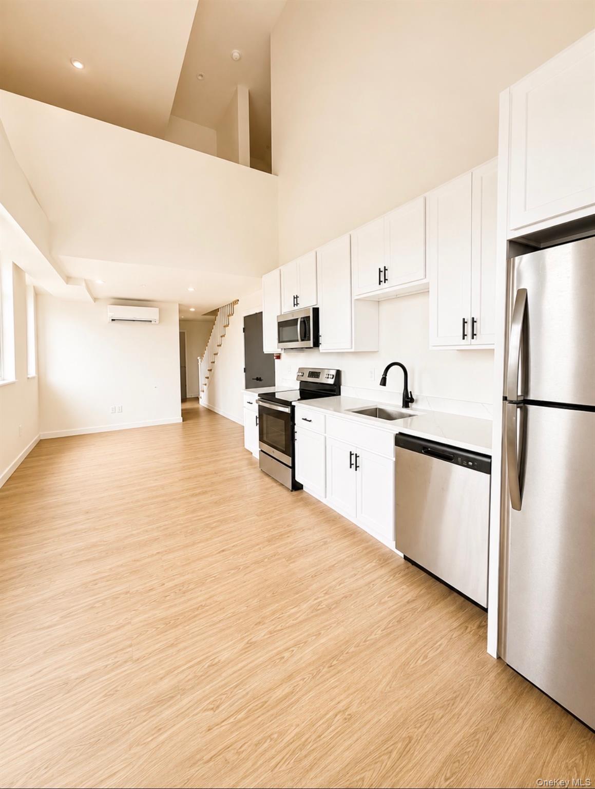 37 Academy Street, Unit 306