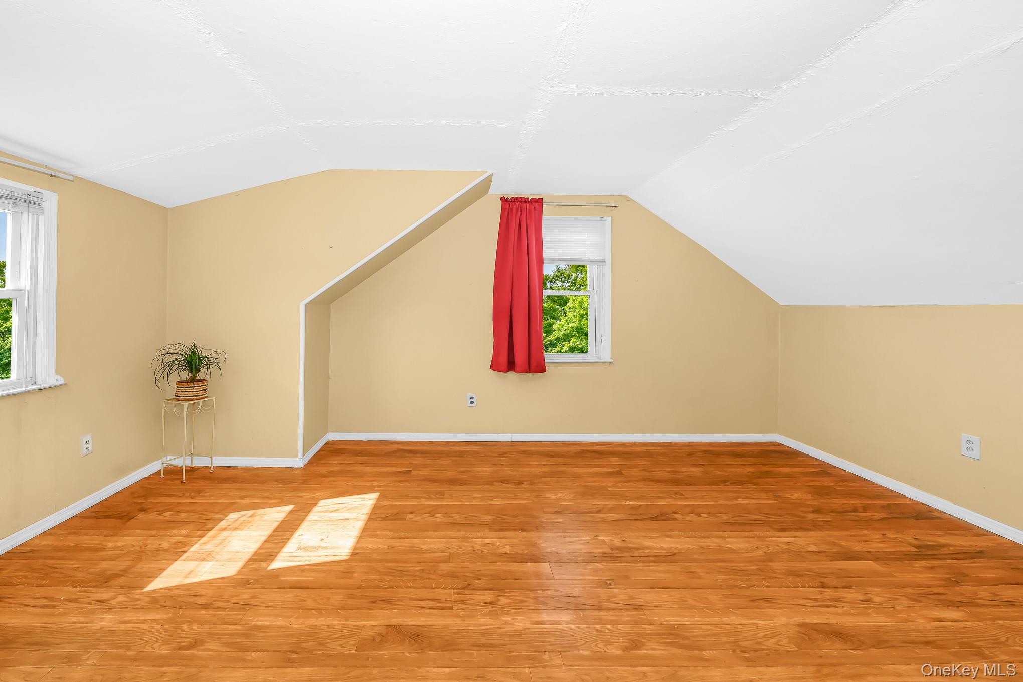 214 Root Avenue – For Sale photo 17
