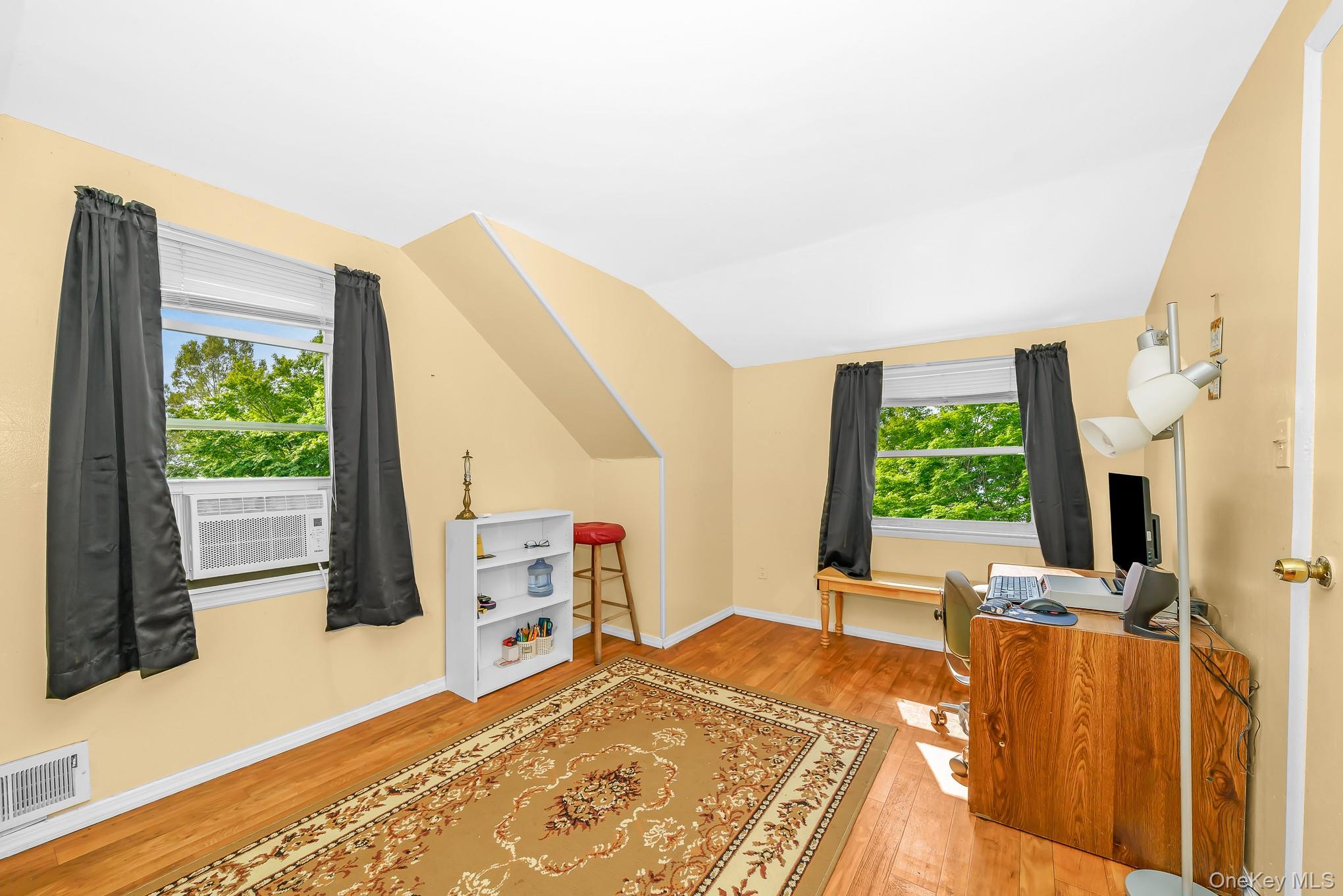 214 Root Avenue – For Sale photo 14