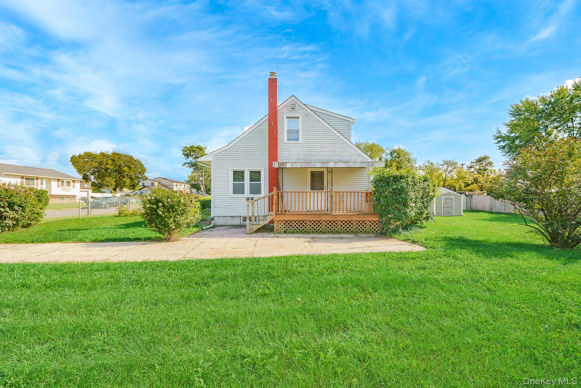 214 Root Avenue – For Sale photo 4