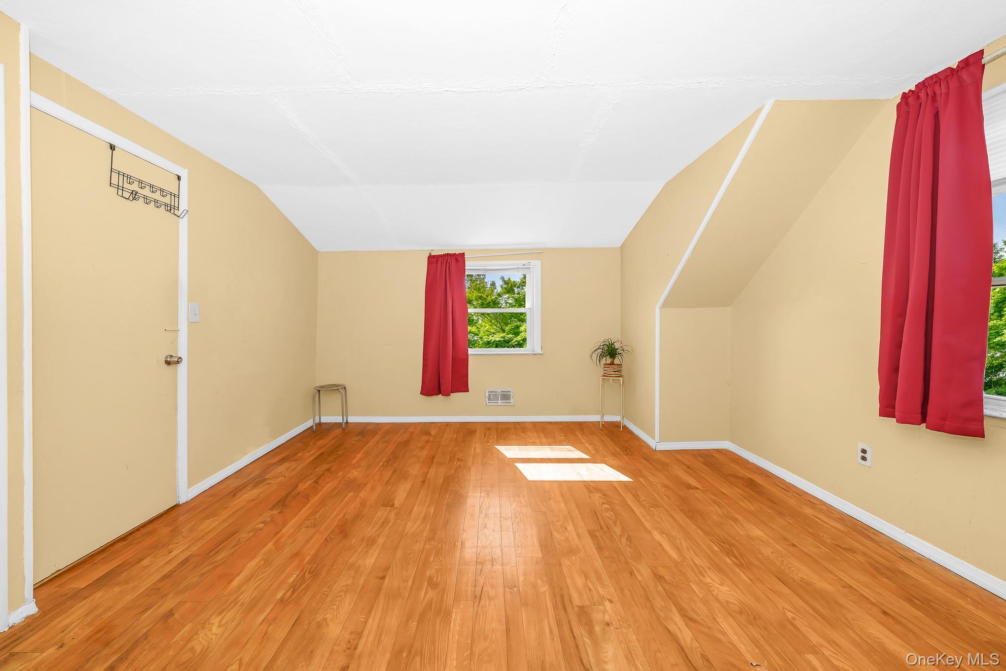 214 Root Avenue – For Sale photo 16