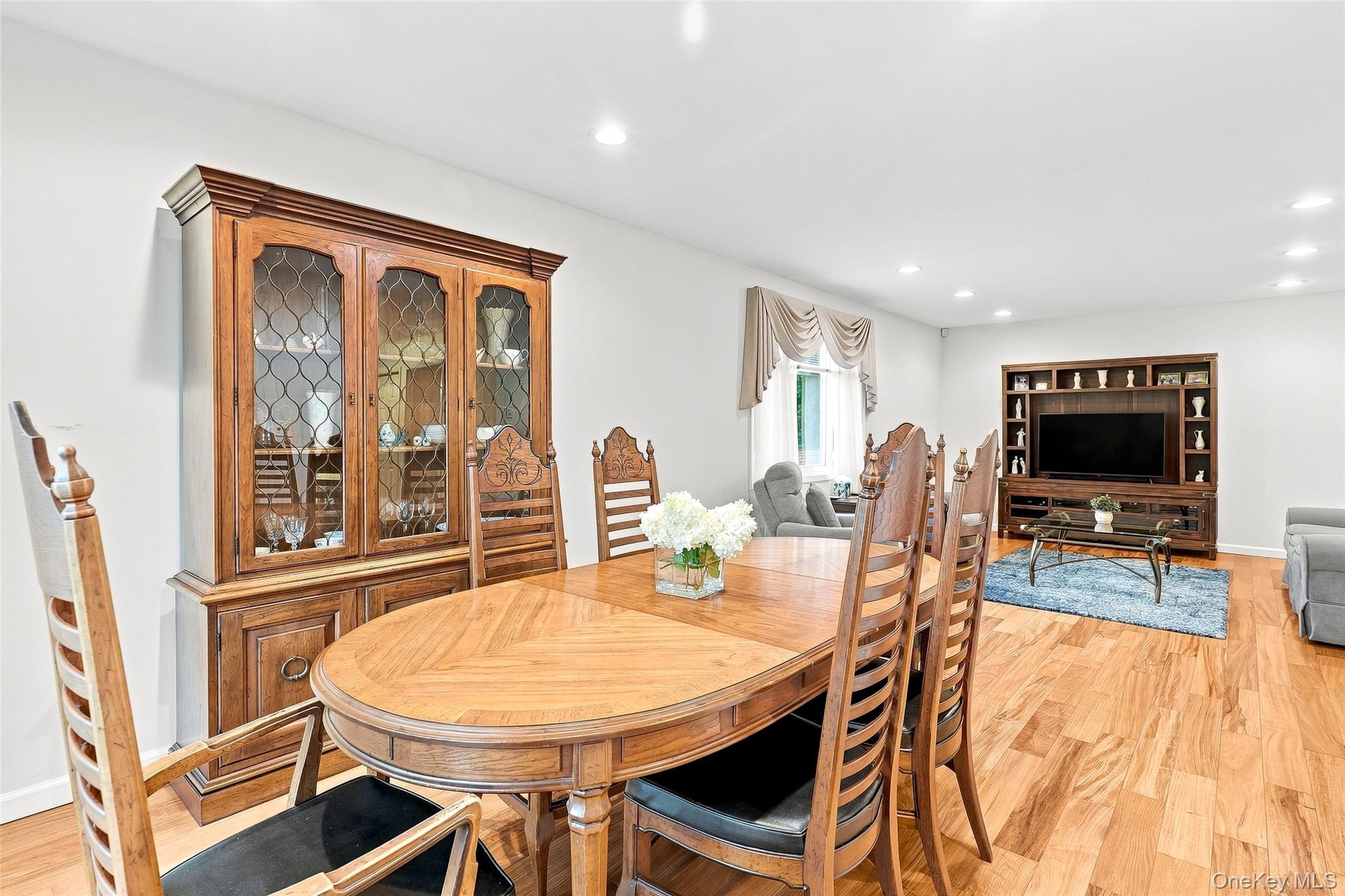43 Jefferson Oval, Unit A photo 12