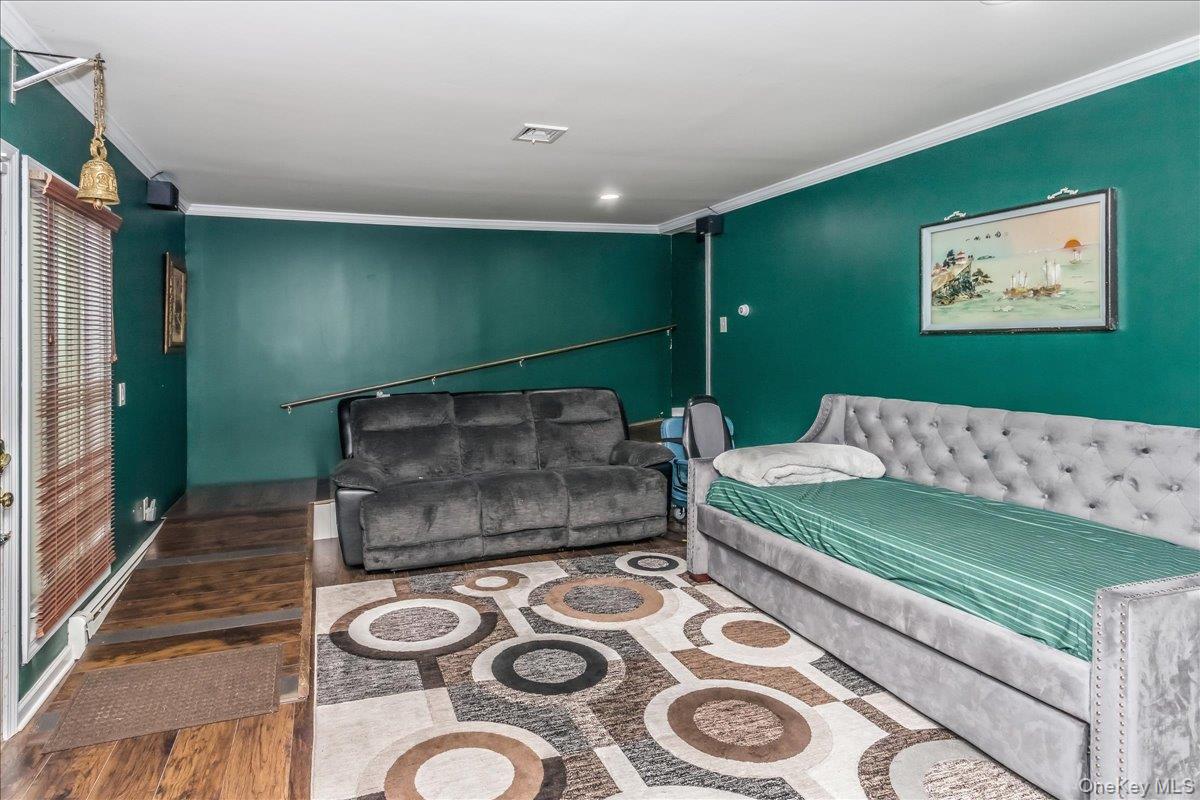 1091 Westminster Avenue – For Sale photo 15