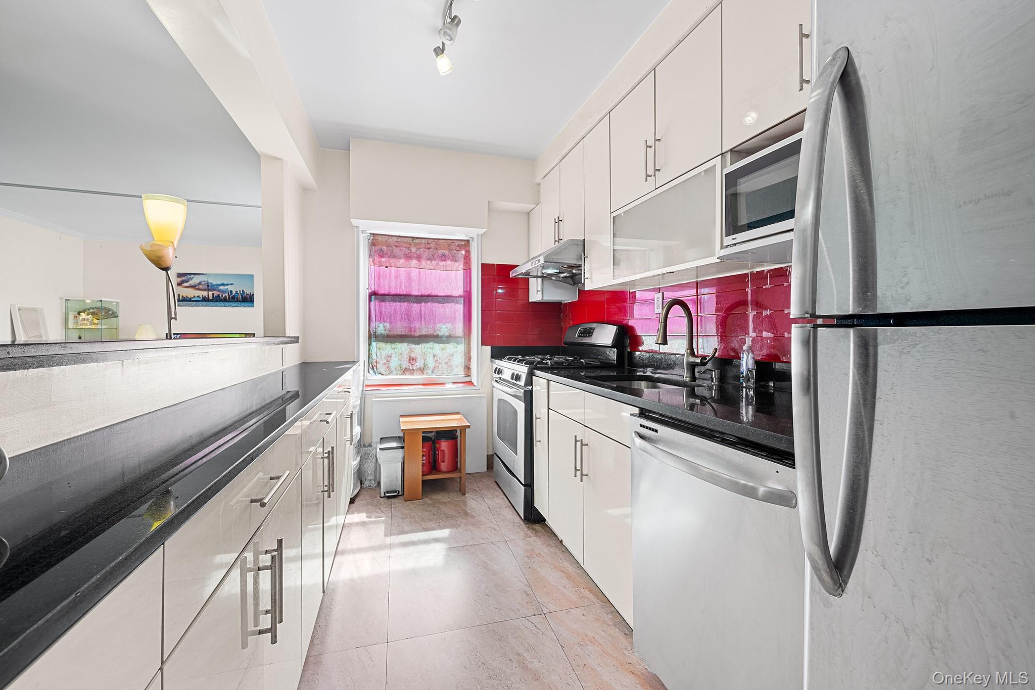 28-01 Union St, Unit 5F photo 9