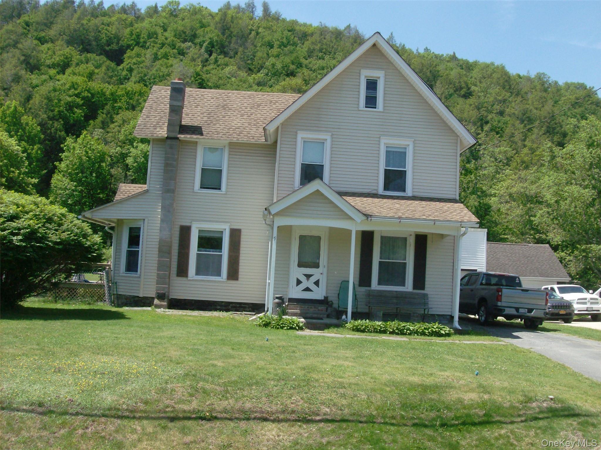 5 Riverside Drive – For Sale photo 5
