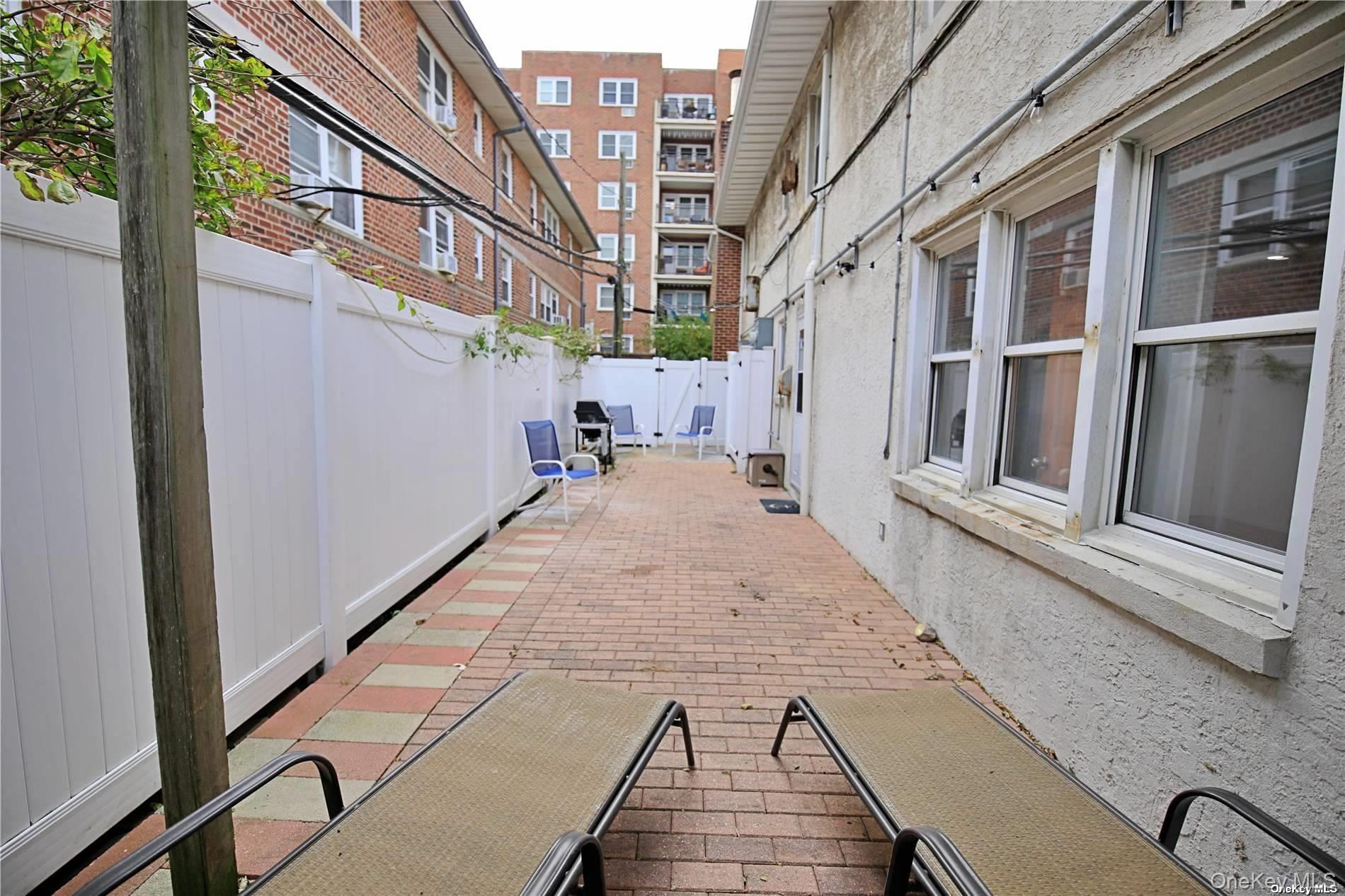 750 E Broadway, Unit C2 photo 16