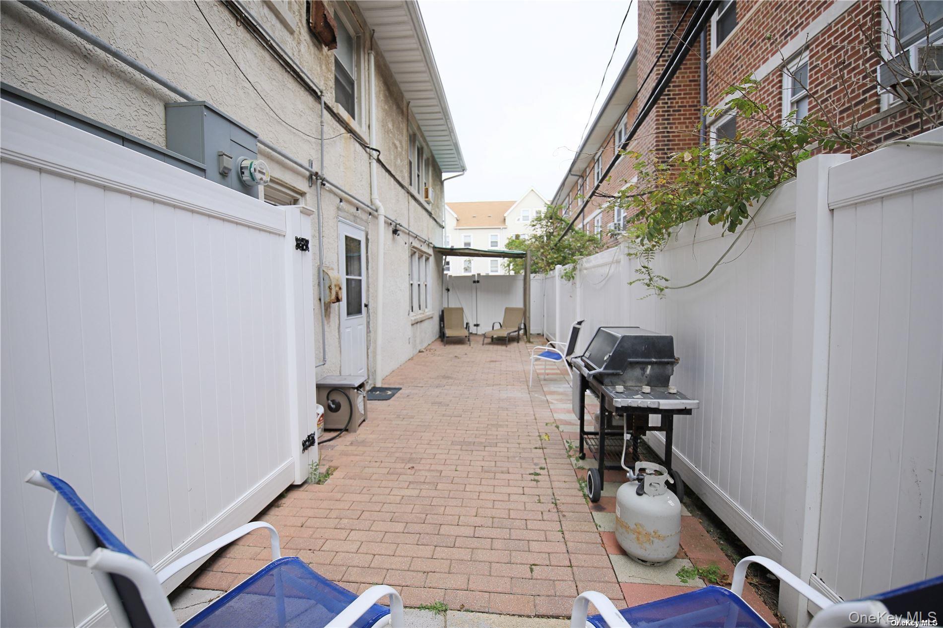750 E Broadway, Unit C2 photo 15