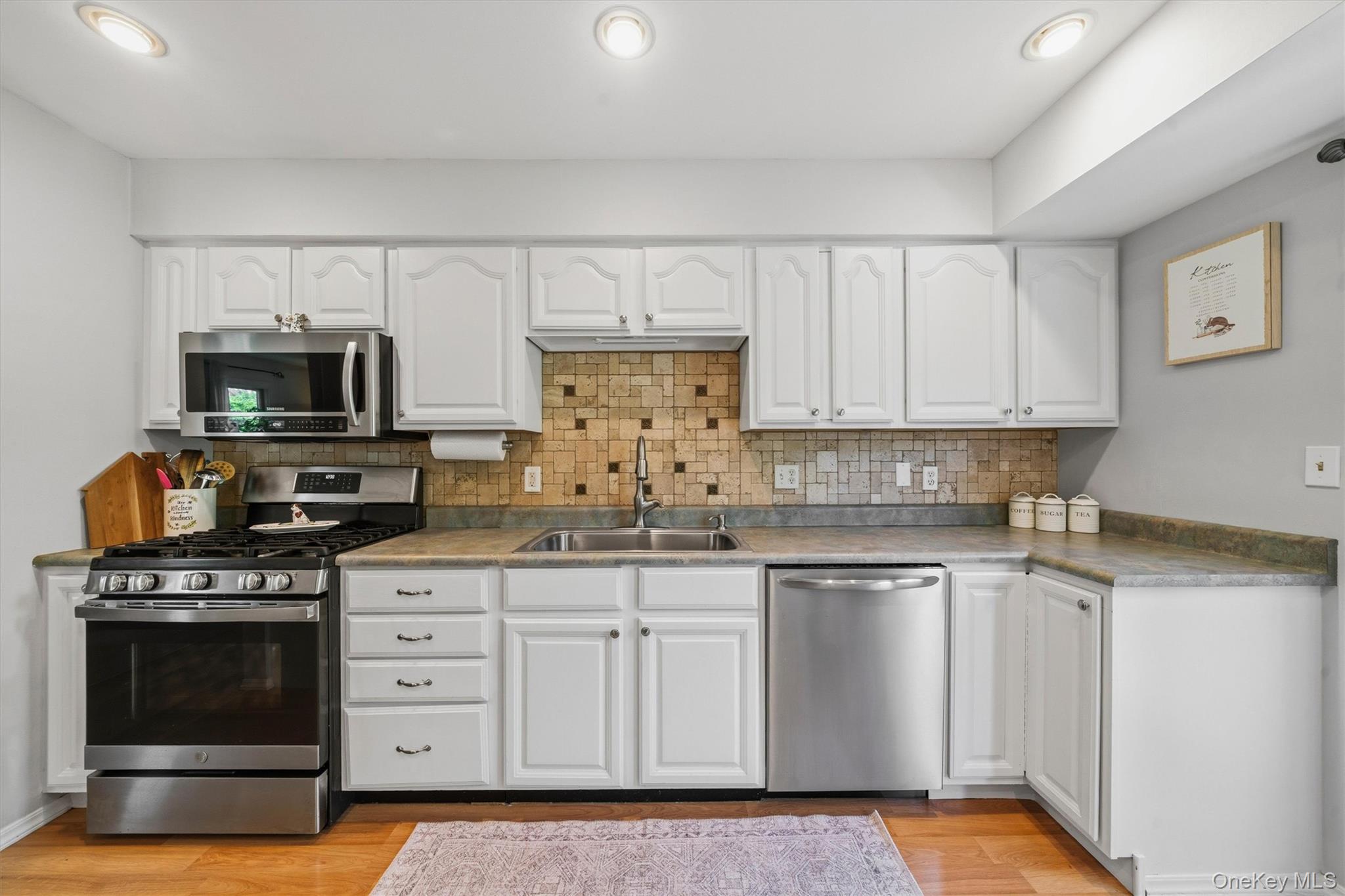 607 Heard Avenue – For Sale photo 14
