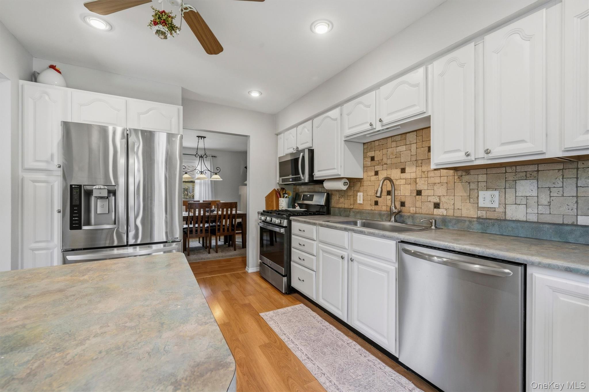 607 Heard Avenue – For Sale photo 16