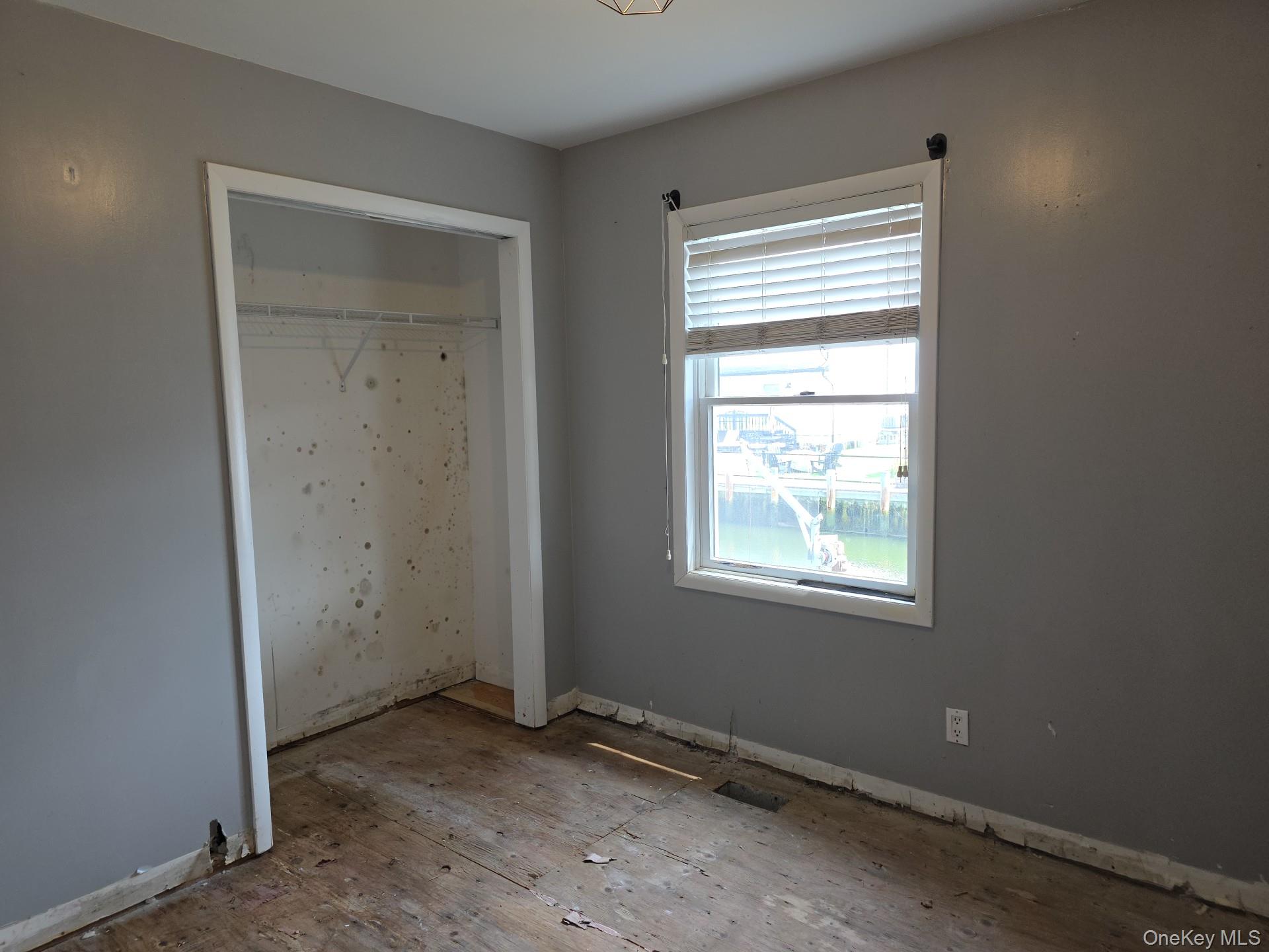 2871 Shore Road – For Sale photo 21