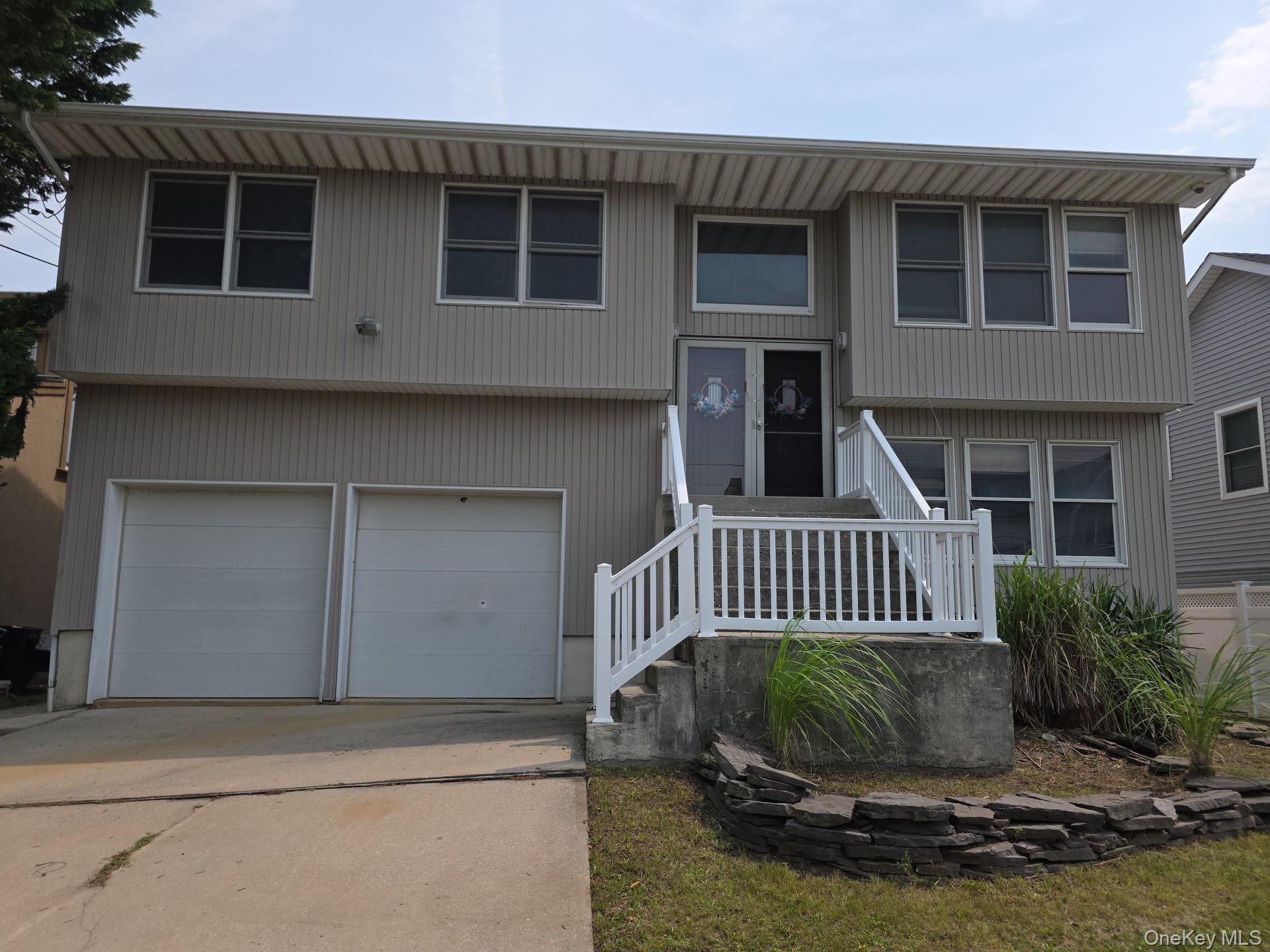 2871 Shore Road – For Sale