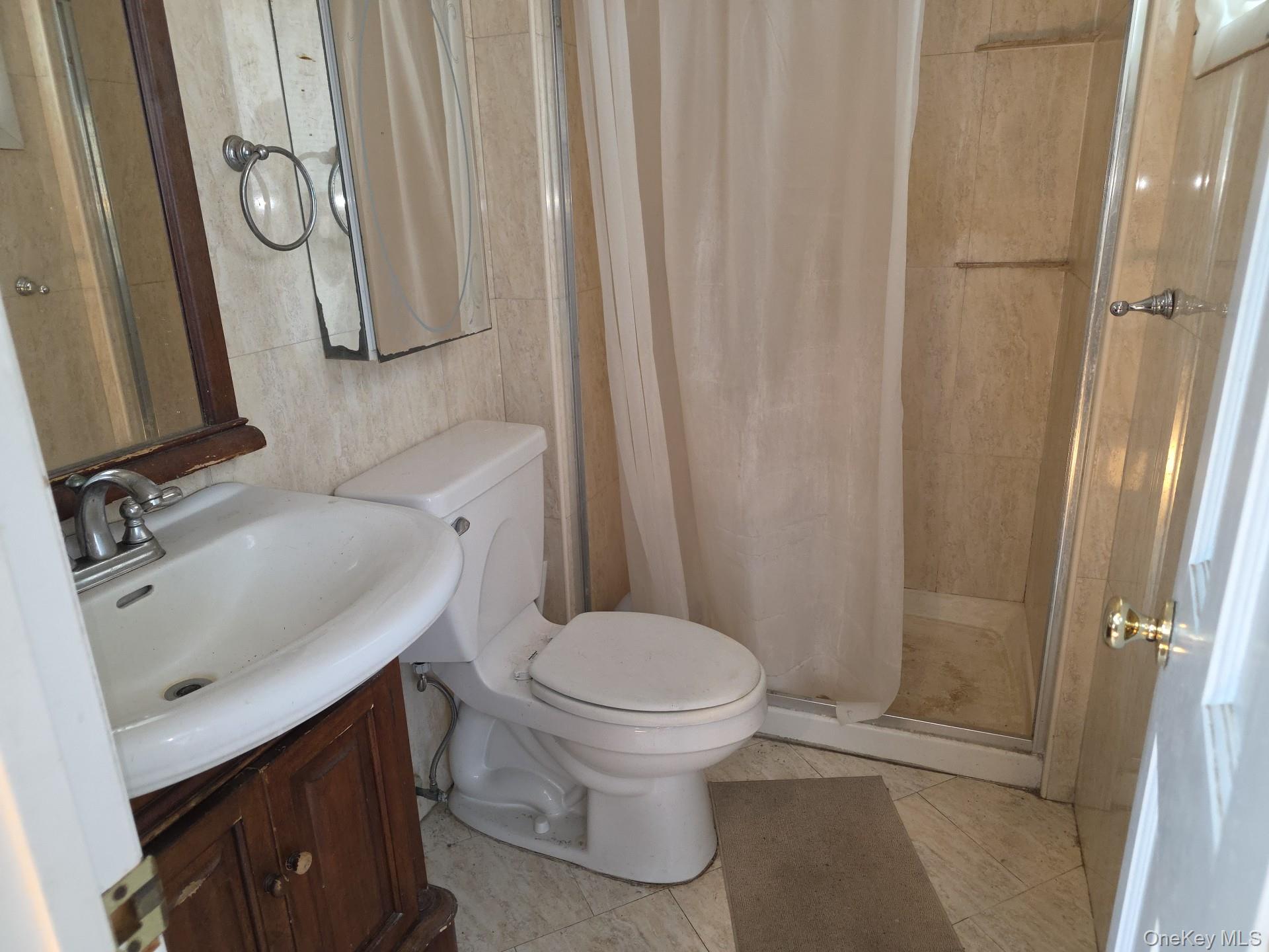2871 Shore Road – For Sale photo 23