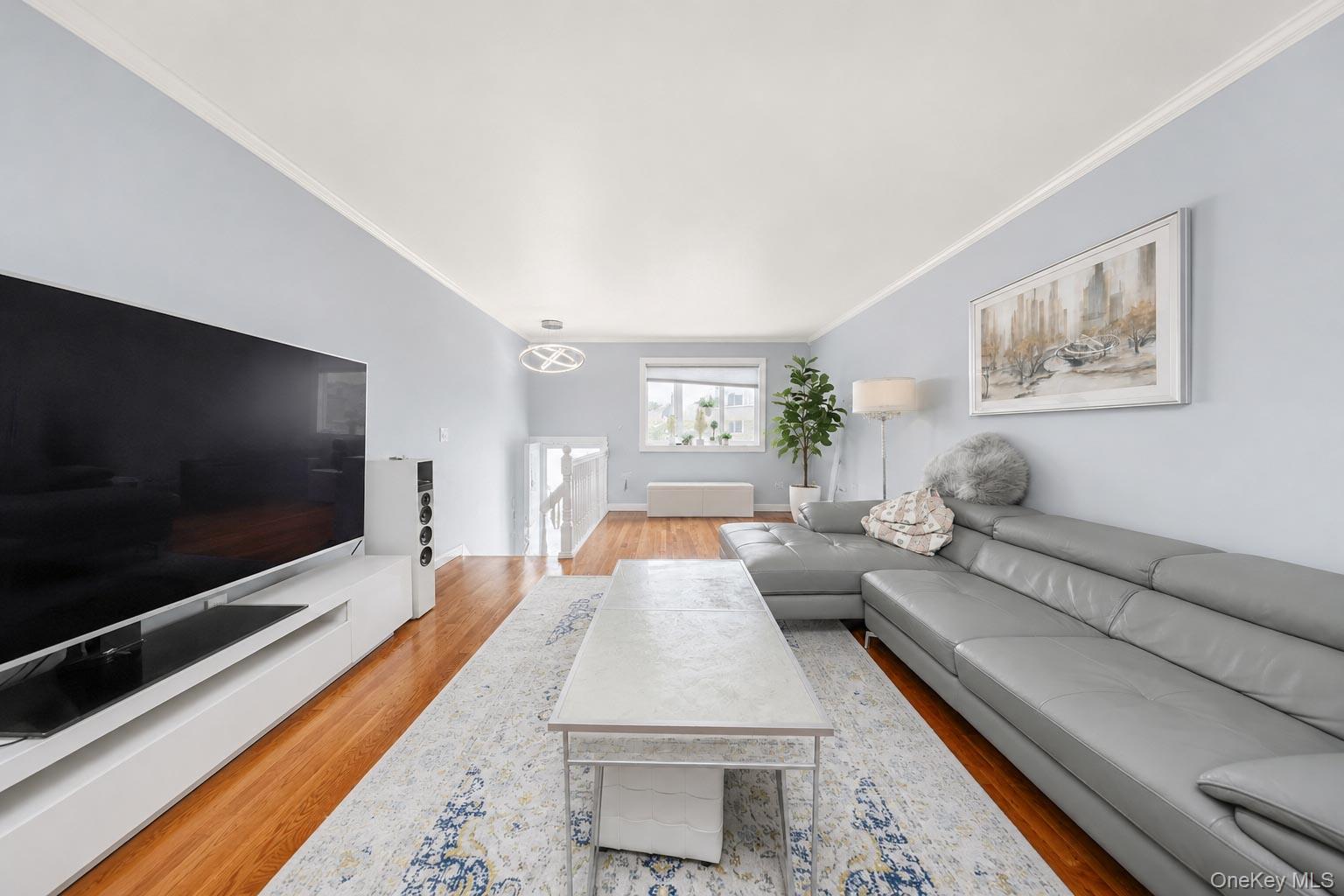 493 Medina Street – For Sale photo 5