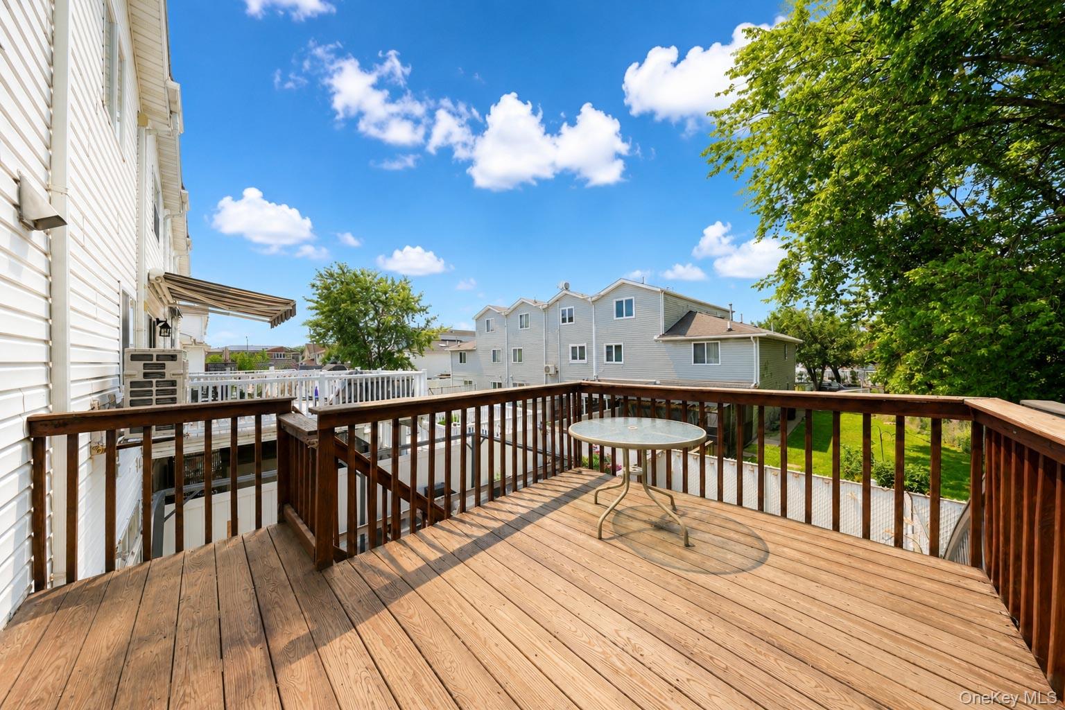 493 Medina Street – For Sale photo 15