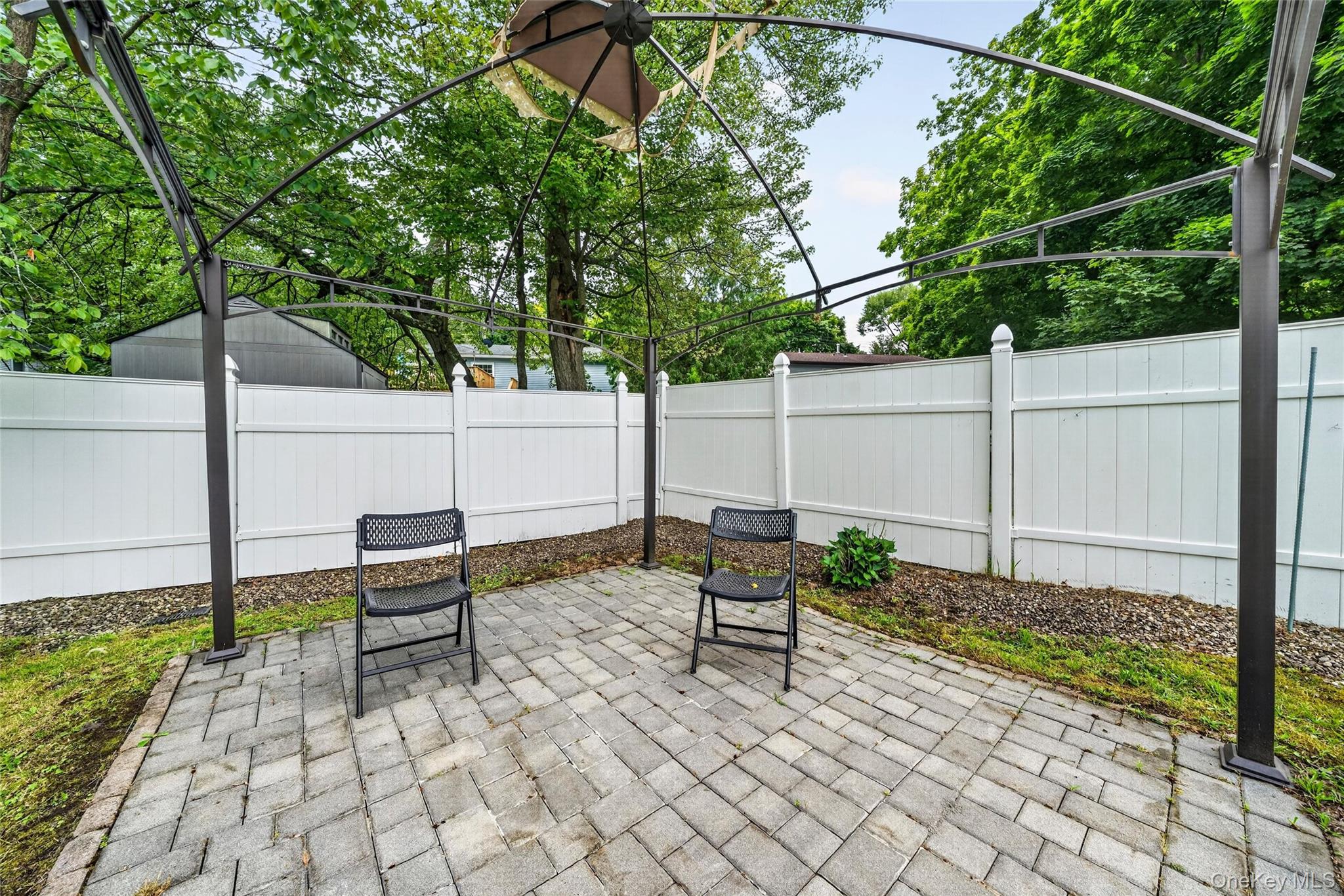 35 Newbury – For Sale photo 39