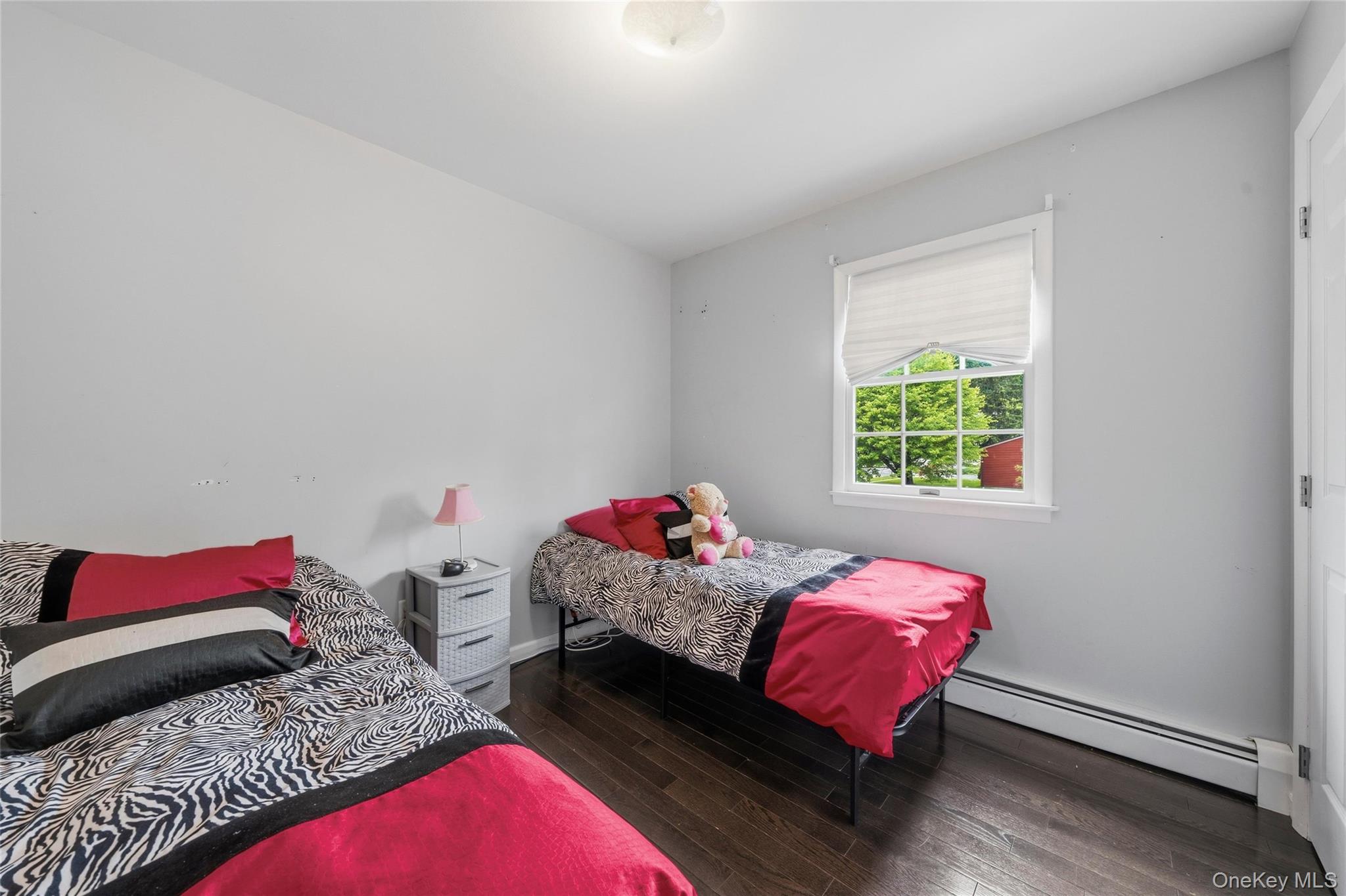 35 Newbury – For Sale photo 19