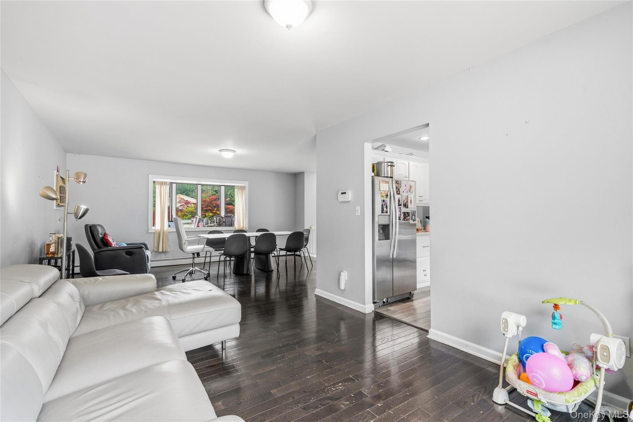 35 Newbury – For Sale photo 12
