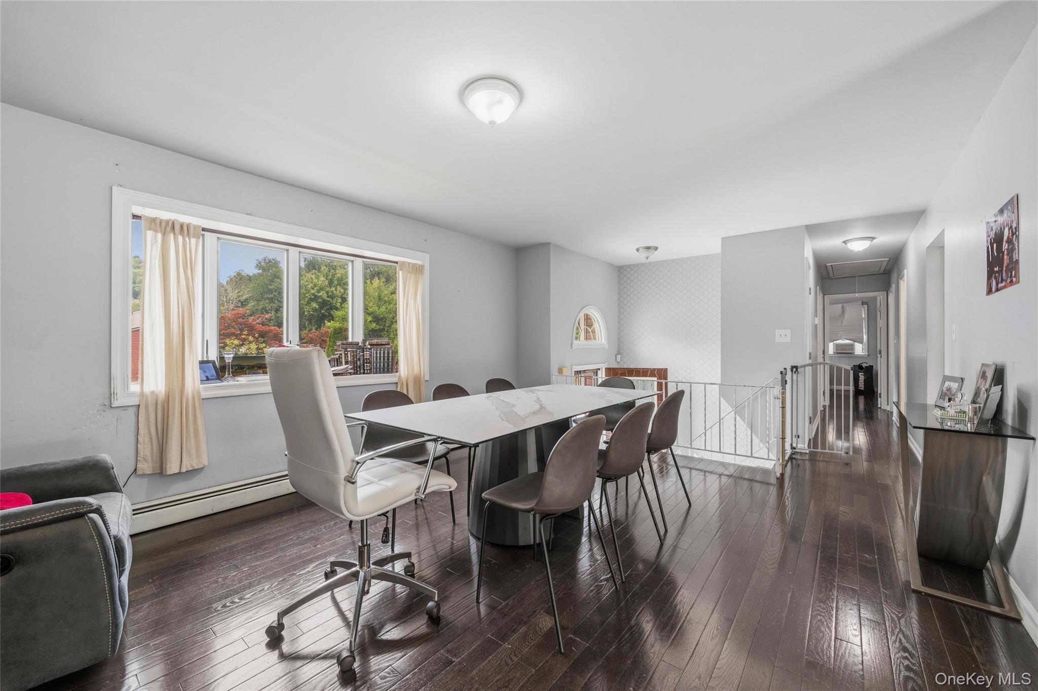 35 Newbury – For Sale photo 8