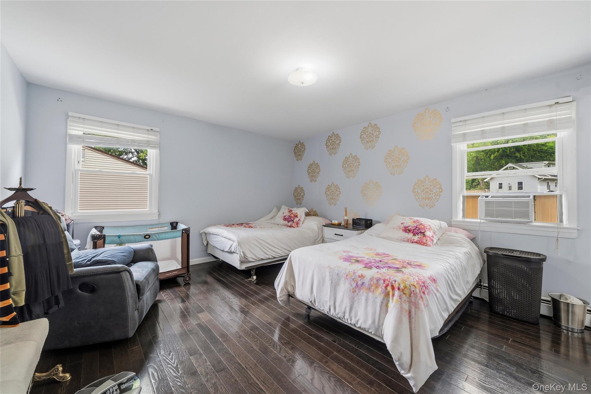 35 Newbury – For Sale photo 23