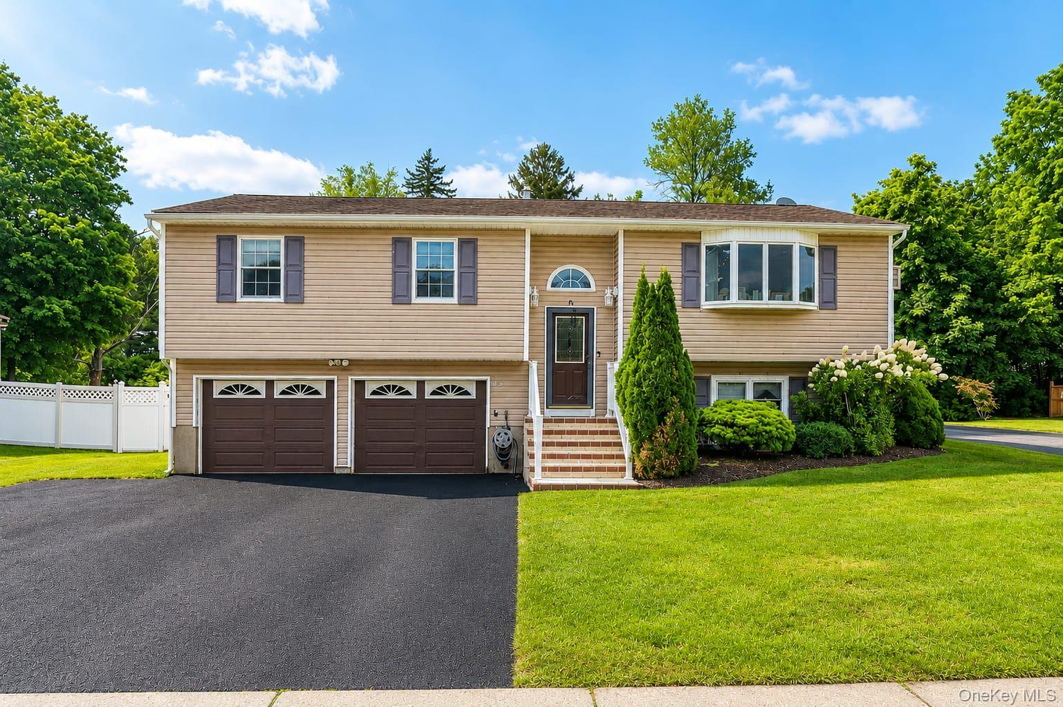 35 Newbury – For Sale