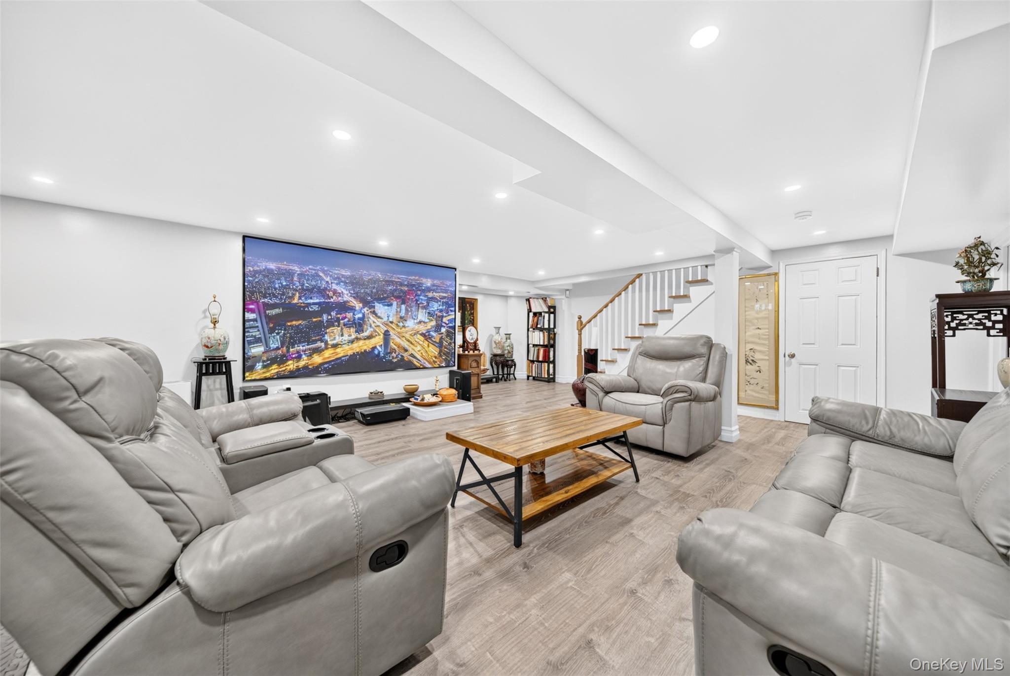 2 Foxhurst Court – For Sale photo 12