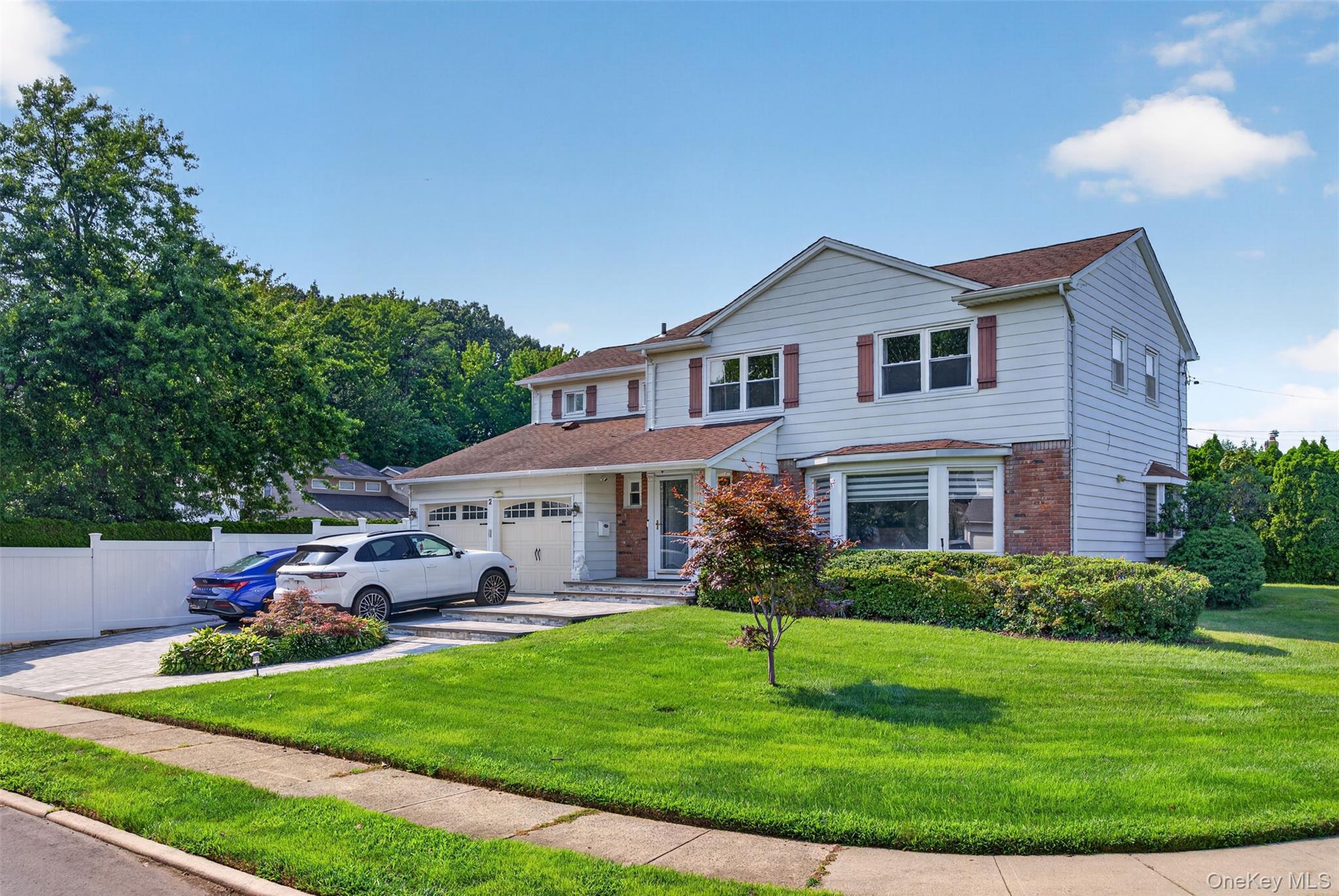 2 Foxhurst Court – For Sale photo 2
