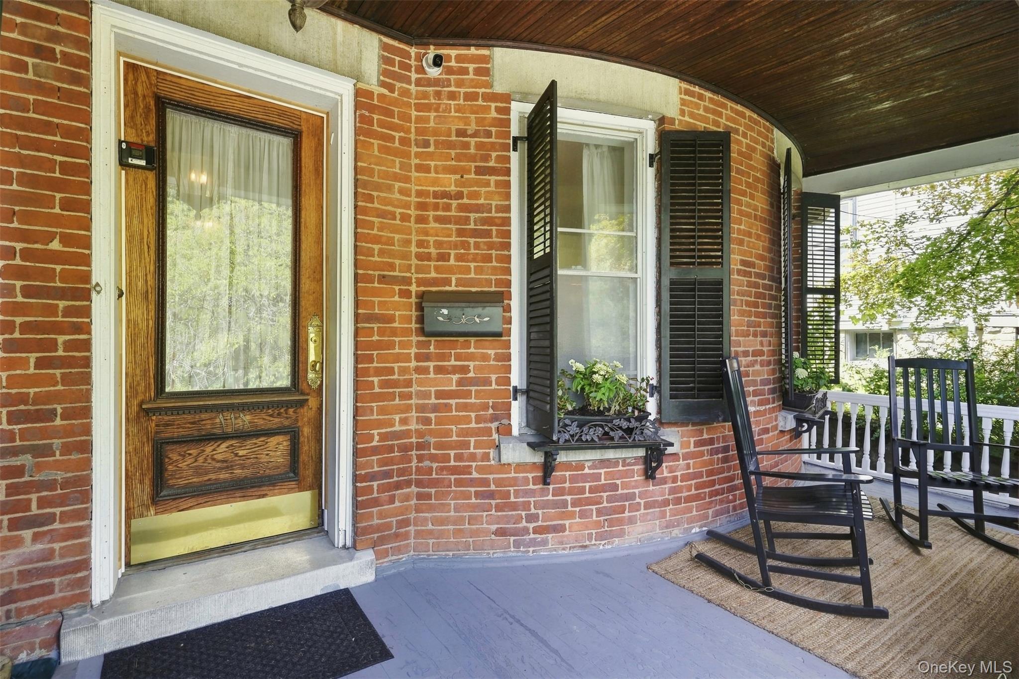 111 S Hamilton Street – For Sale photo 5