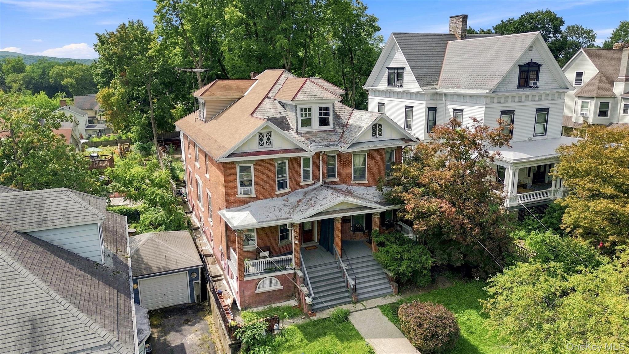 111 S Hamilton Street – For Sale