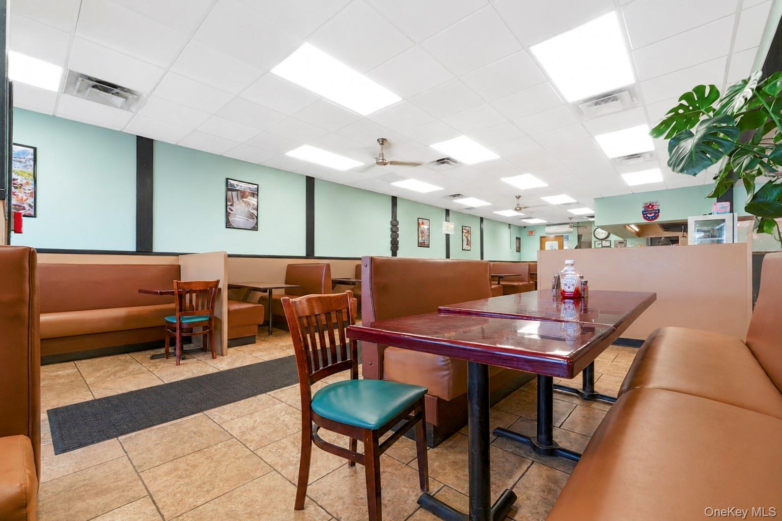 470 E Main Street – For Sale