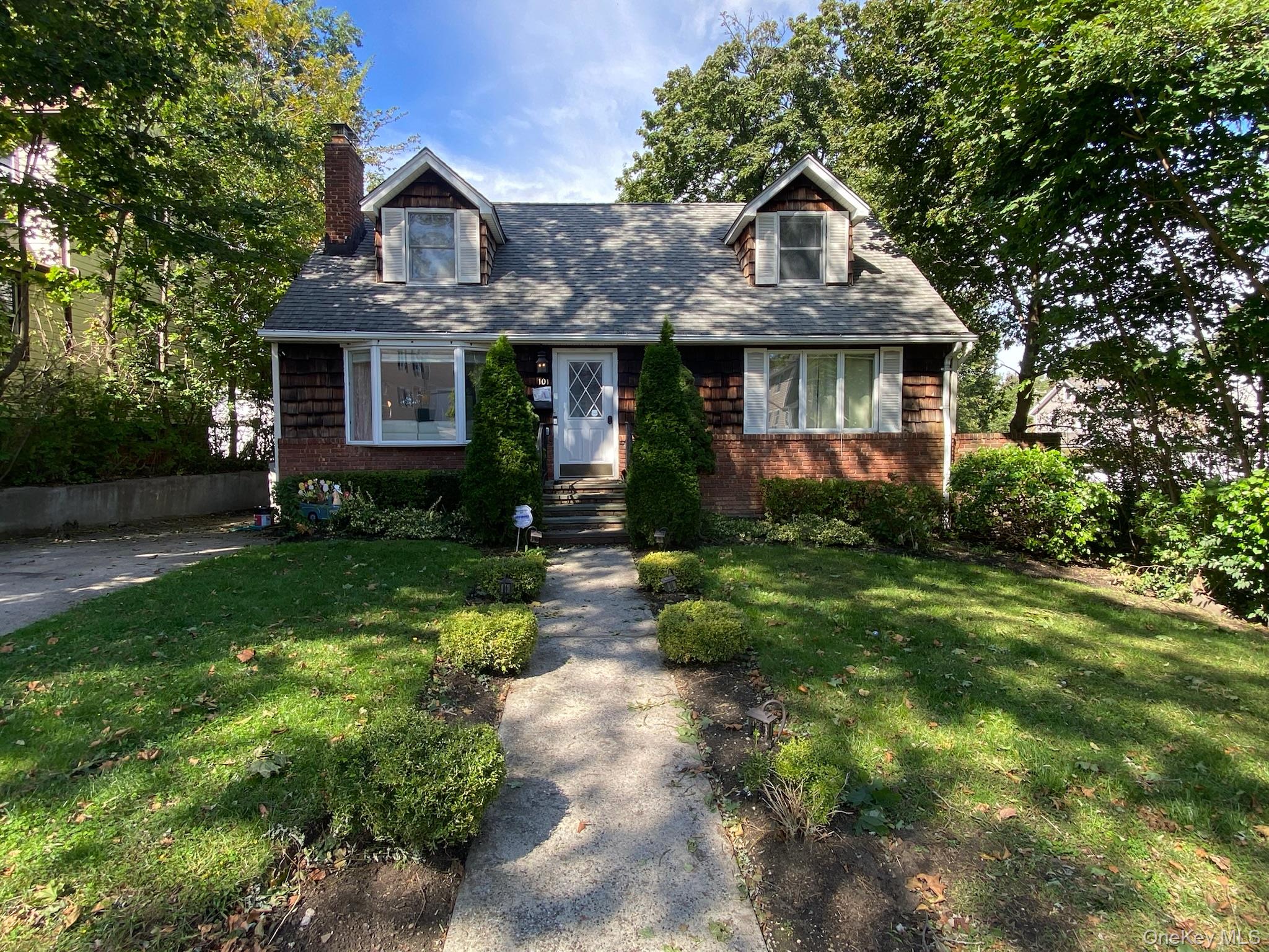 101 Elm Street – For Rent photo 2