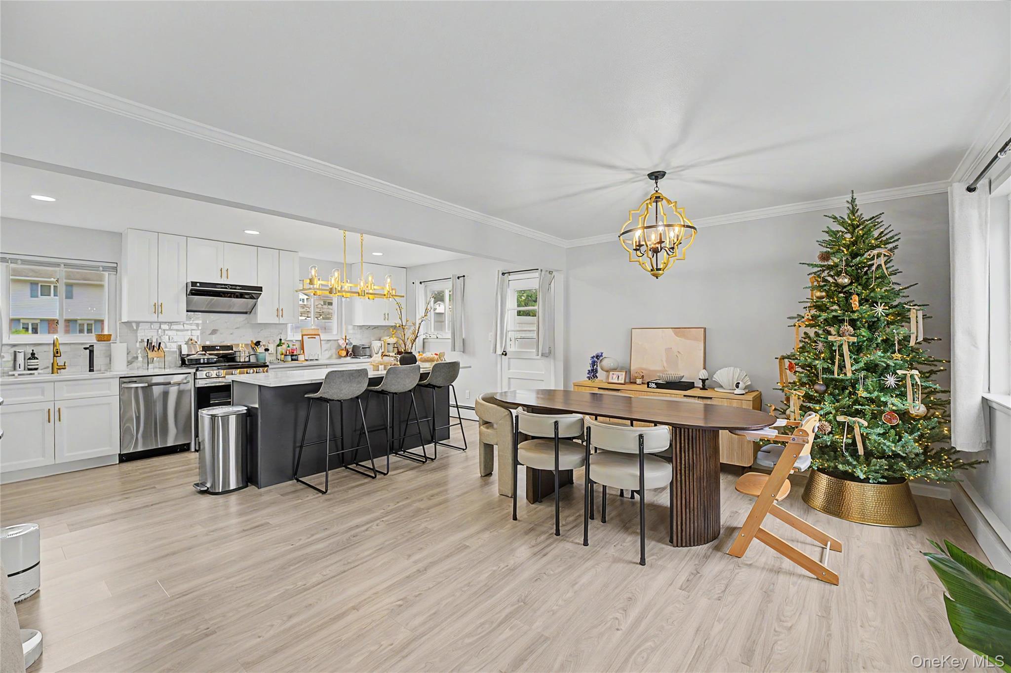 16 Hunt Place – For Sale photo 5