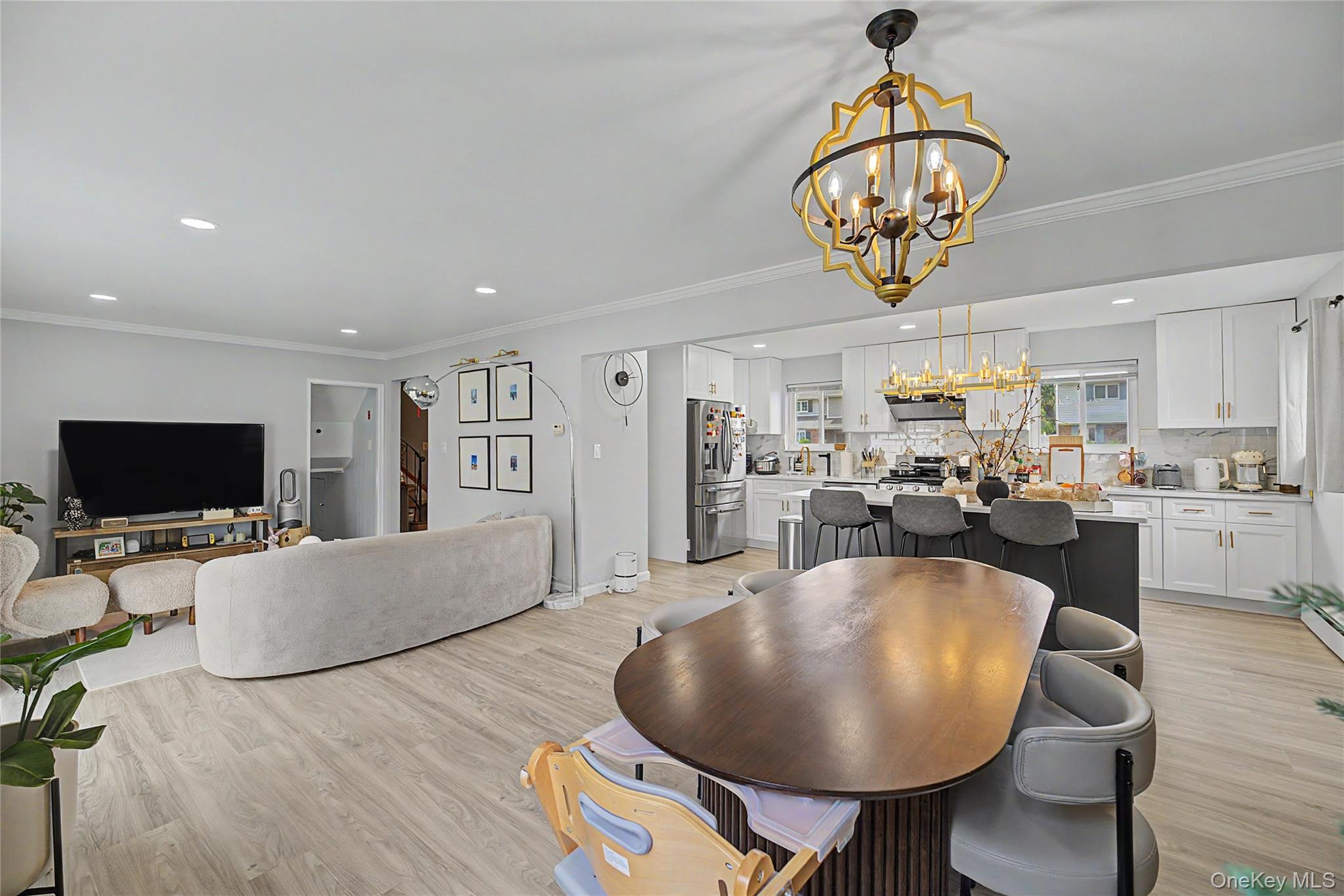 16 Hunt Place – For Sale photo 6