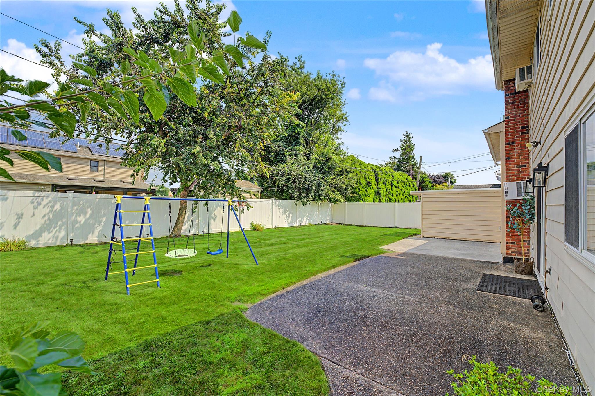 16 Hunt Place – For Sale photo 28
