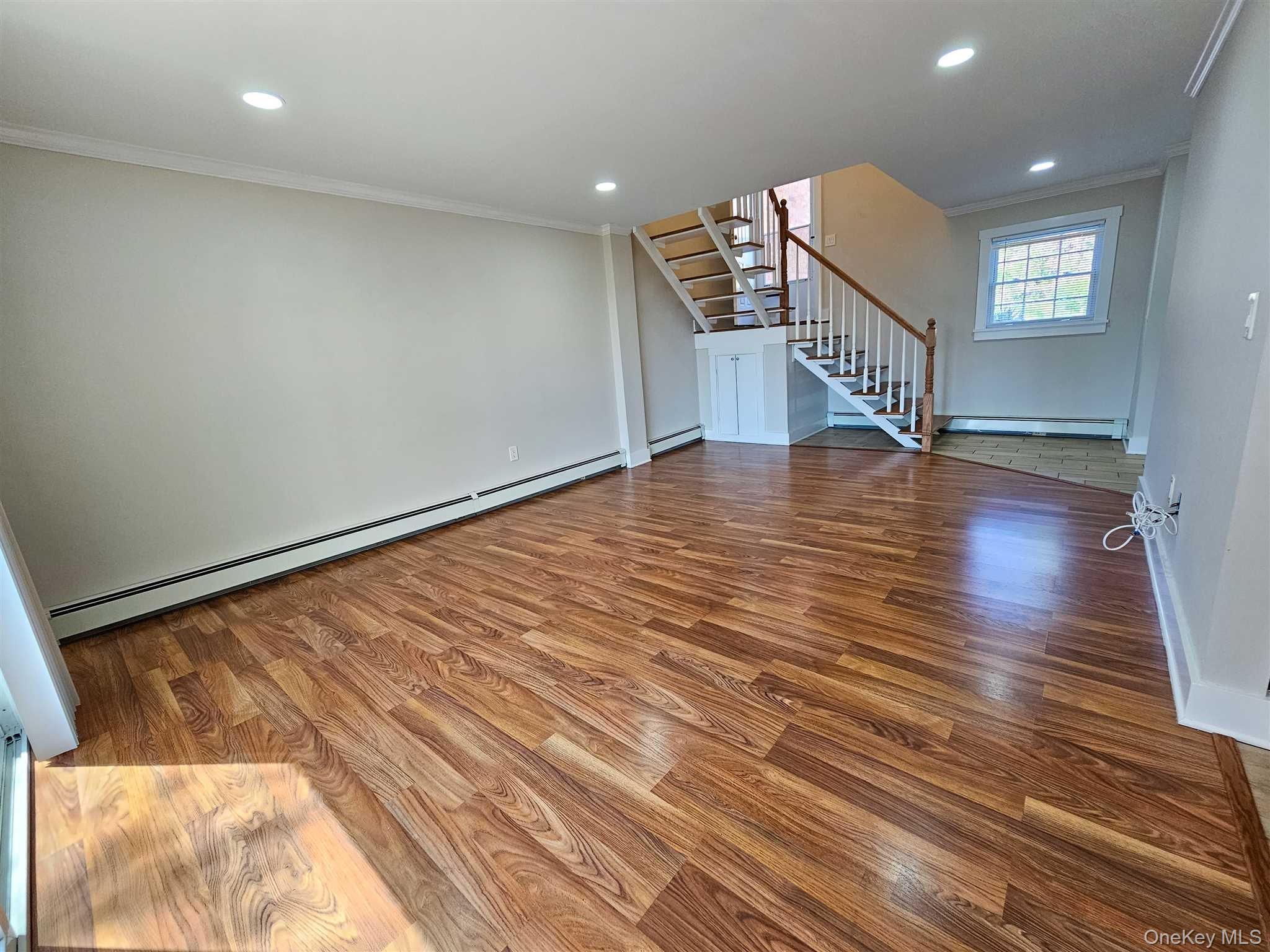32 Alpine Drive, Unit H photo 7