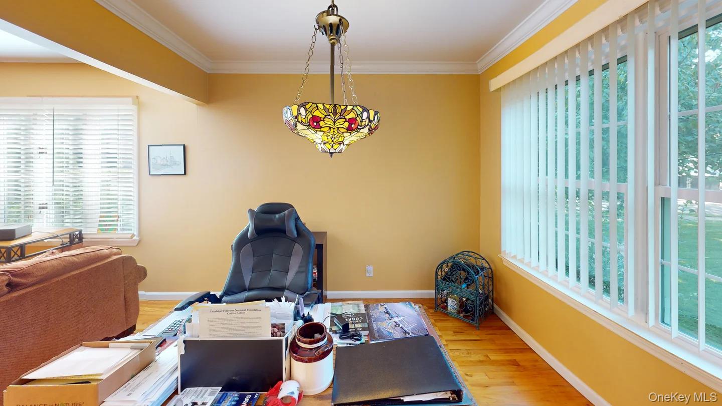 18 W GAYLORE Drive – For Sale photo 6