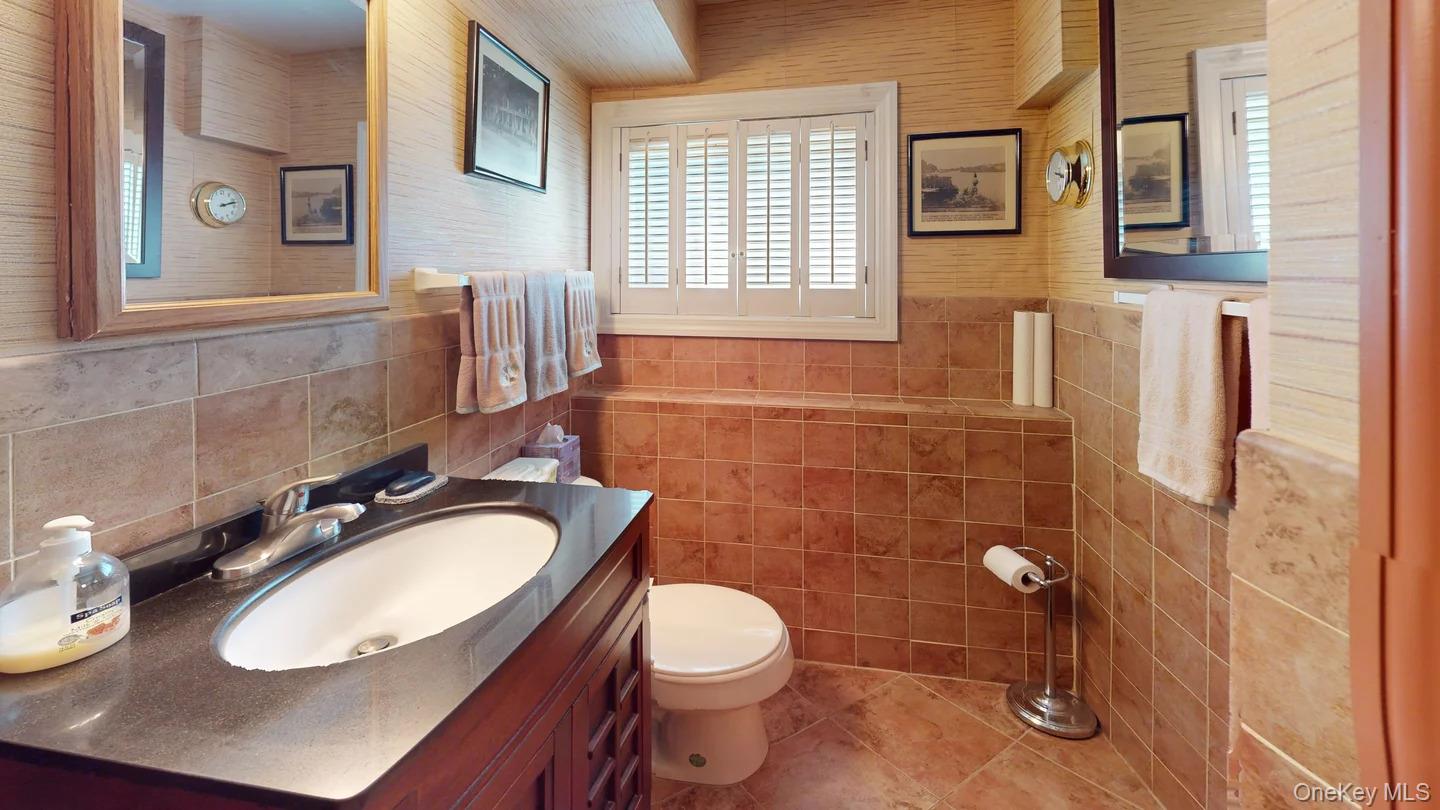 18 W GAYLORE Drive – For Sale photo 12