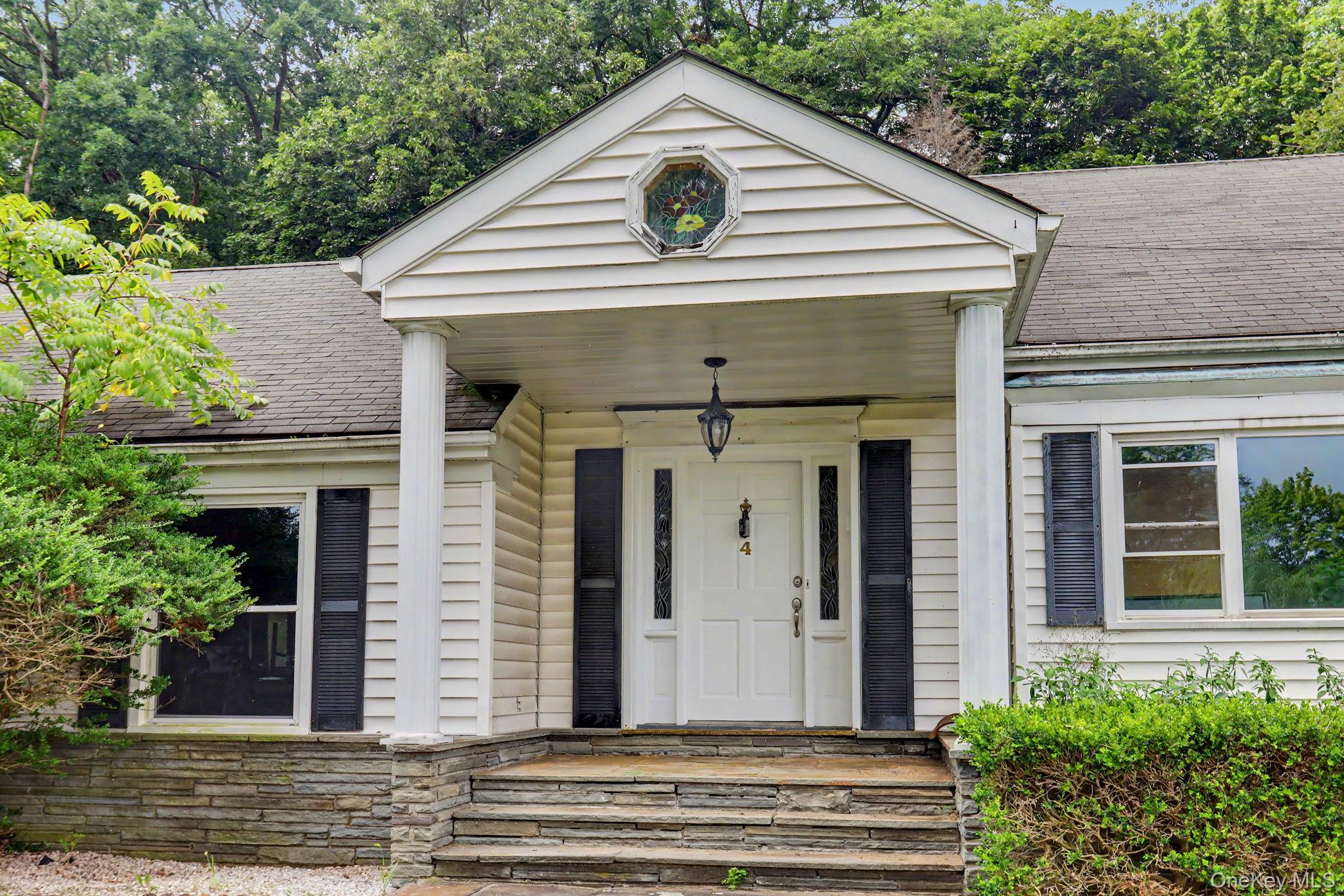 4 Woodward Terrace – For Sale