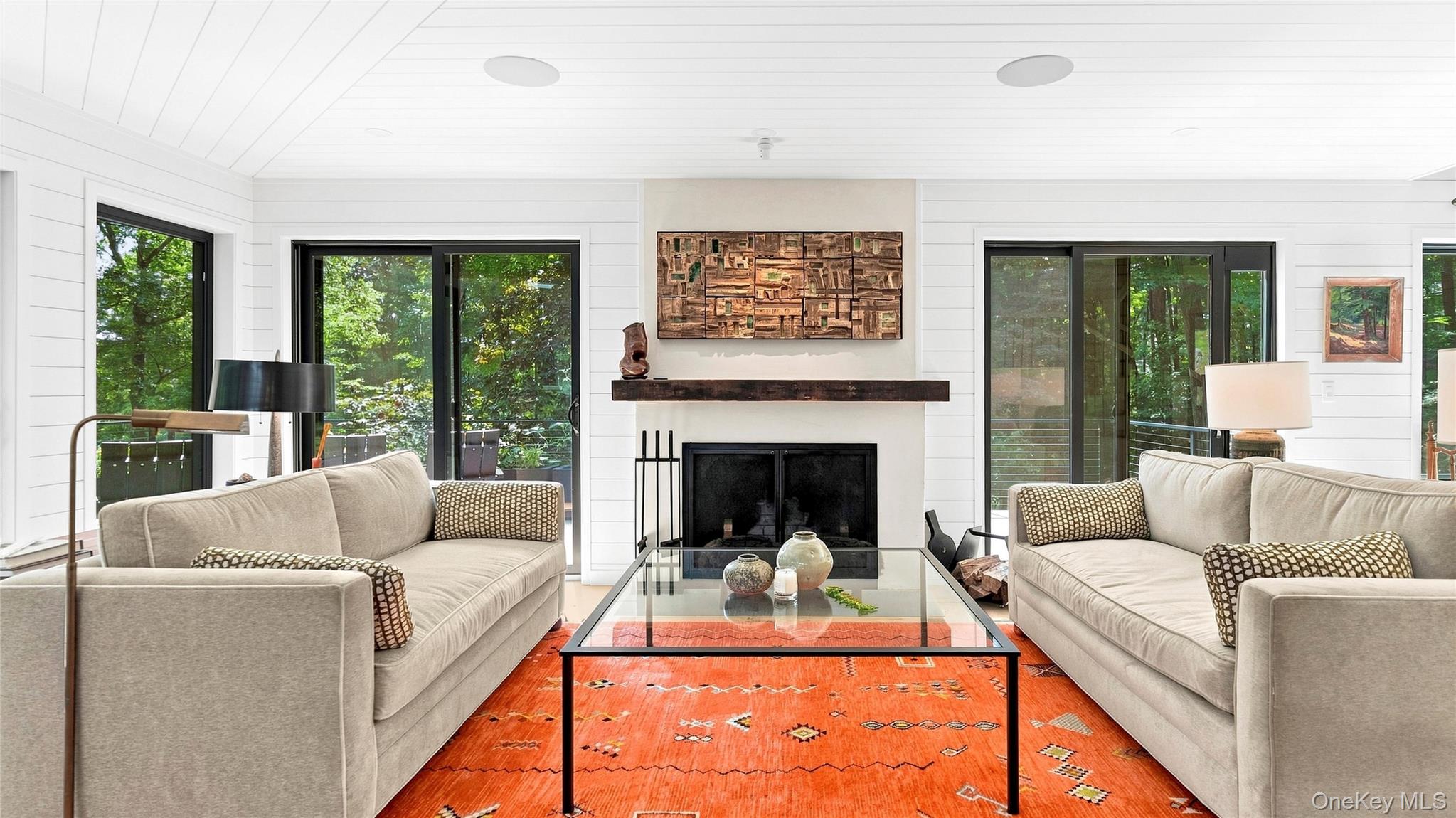 1114 Barrett Circle W – For Sale photo 4