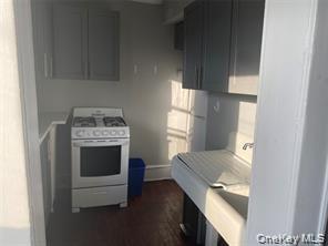 110 Grand Boulevard, Unit 6 photo 11