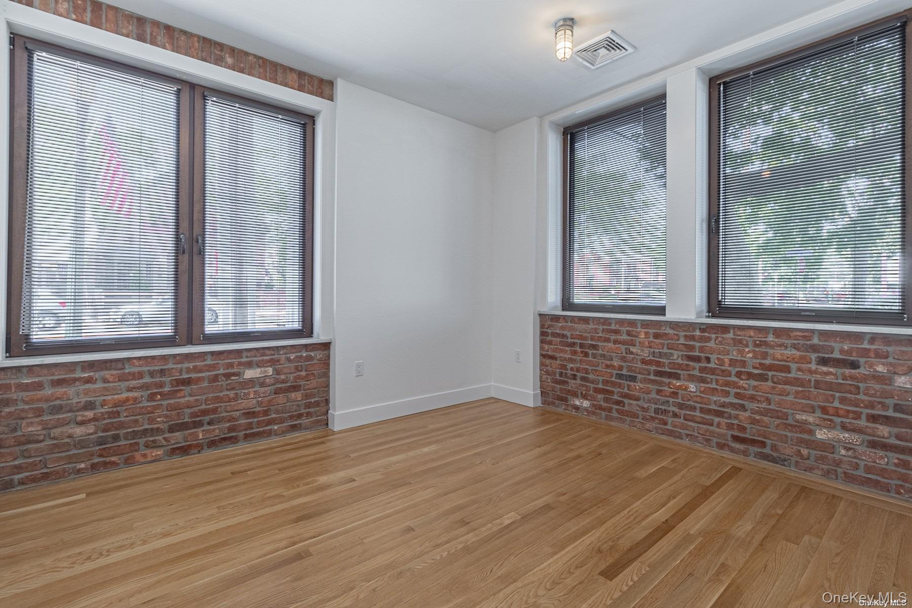 16 Willow Avenue, Unit 2B photo 2