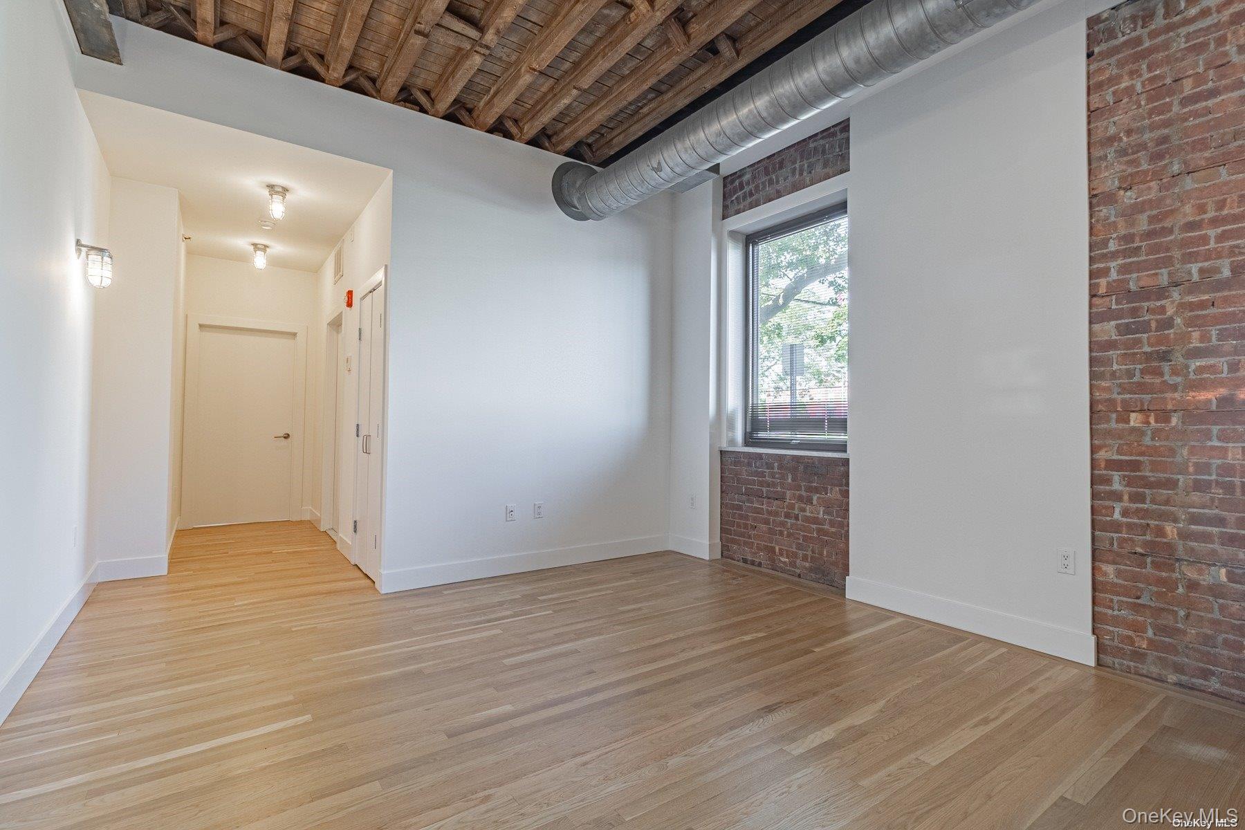 16 Willow Avenue, Unit 2B photo 7