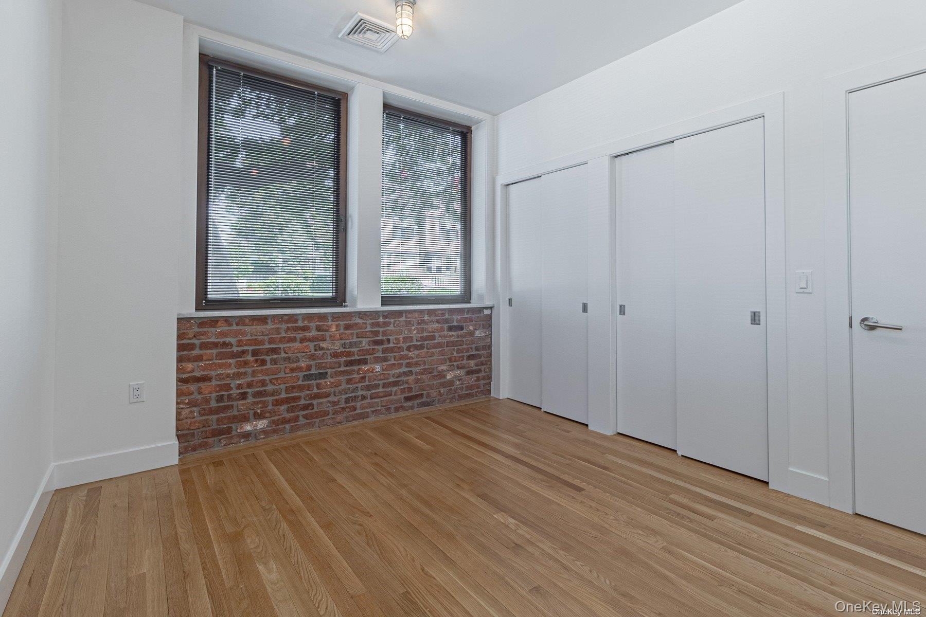 16 Willow Avenue, Unit 2B photo 3