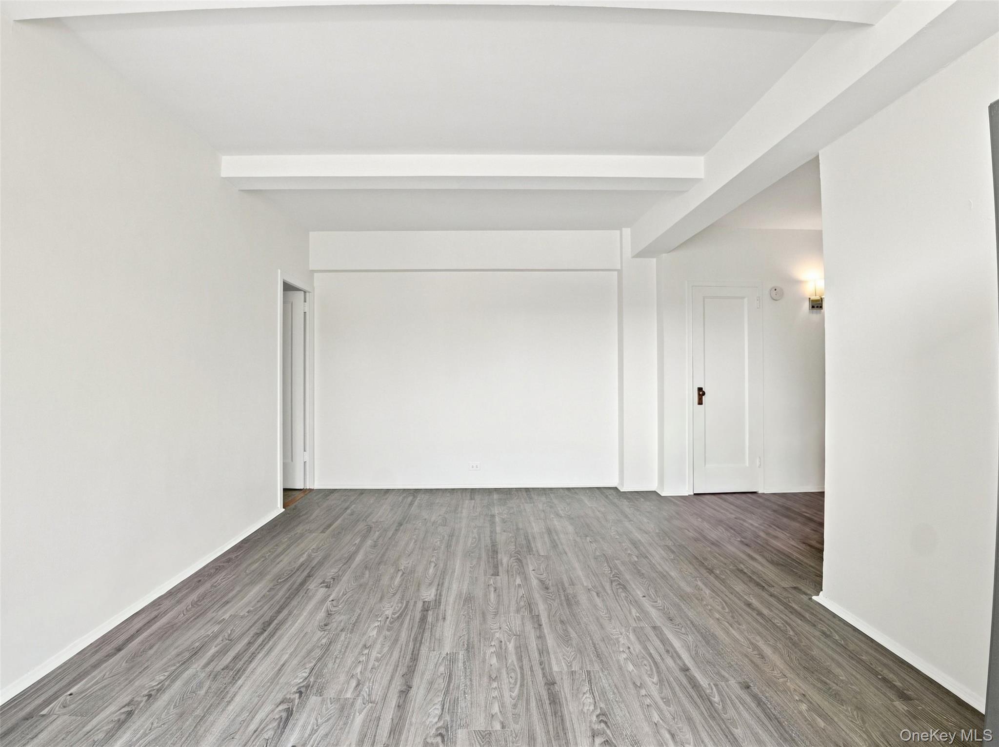 2049 Mcgraw Avenue, Unit 4F photo 6