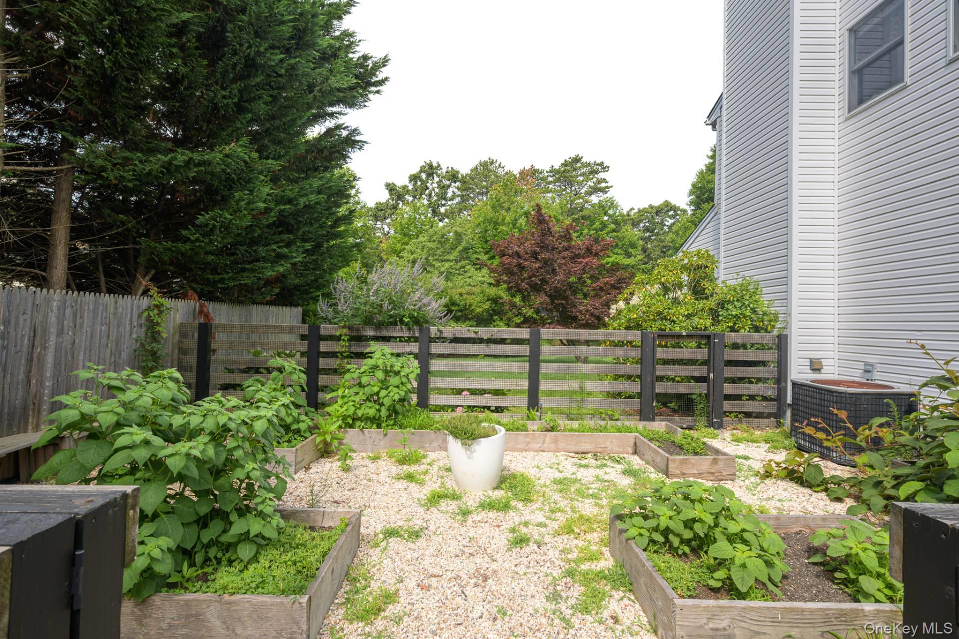 7 Amys Path – For Sale photo 34